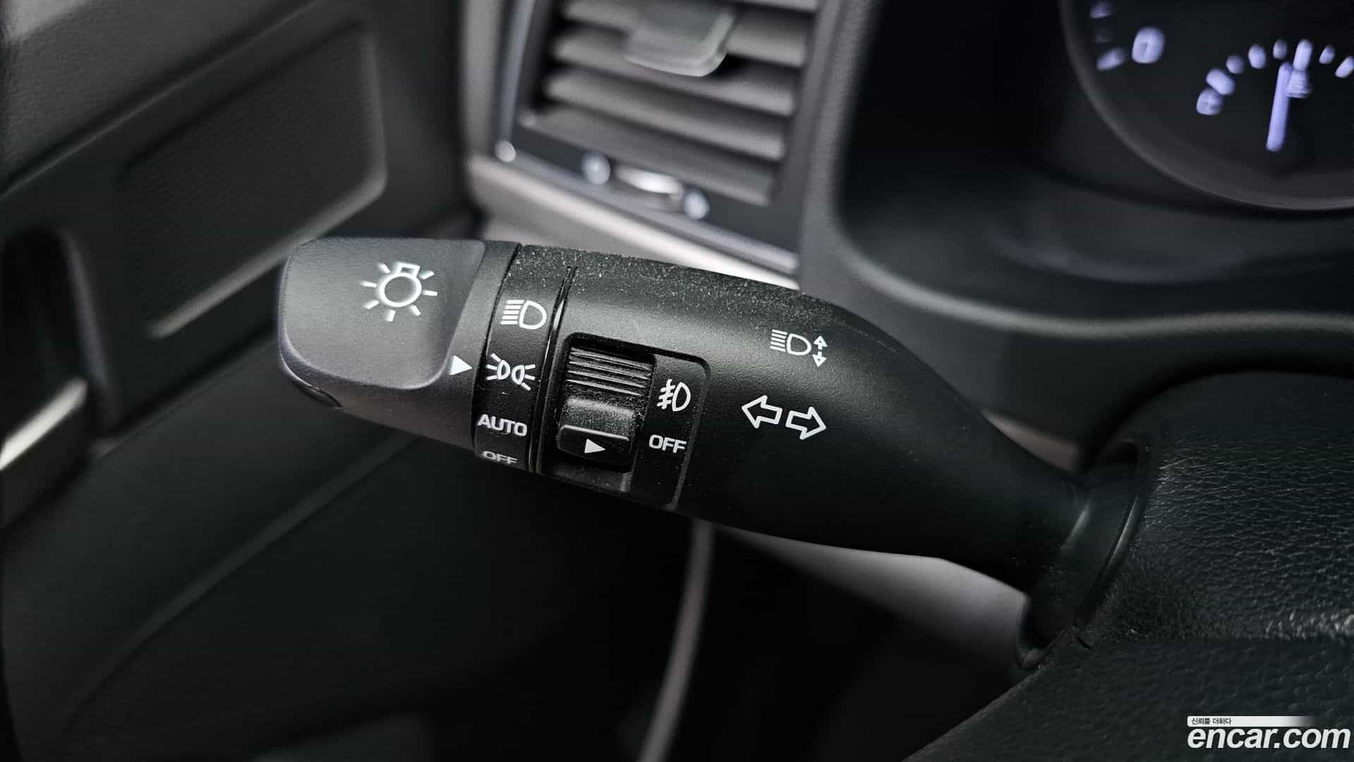 AVANTE Hyundai 2015.9-OPTION-022