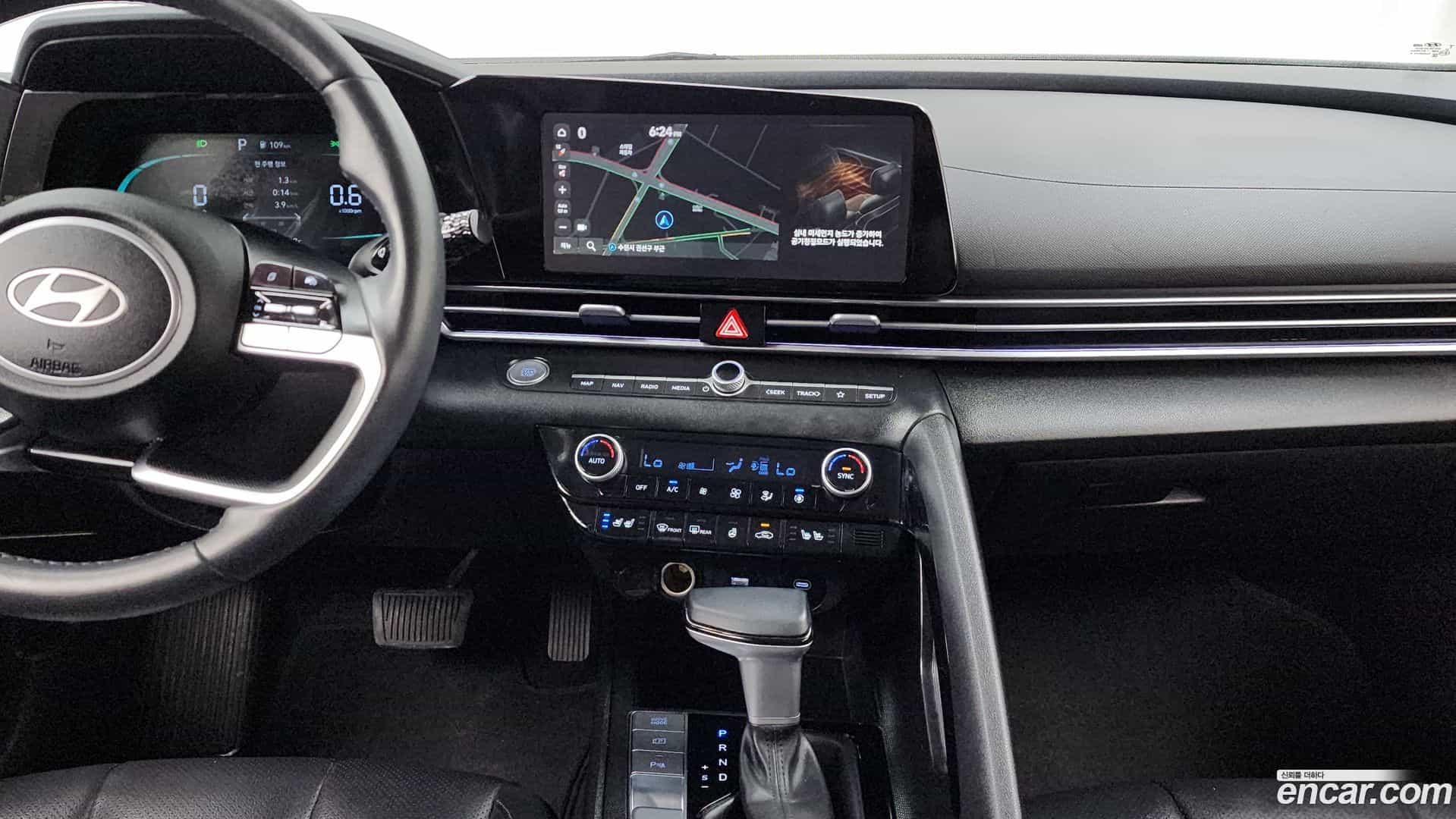 AVANTE Hyundai 2024.10-OPTION-018