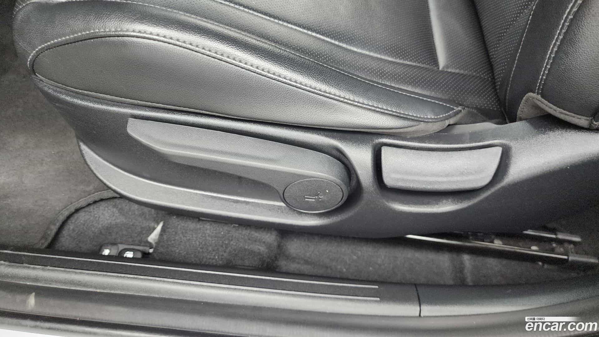AVANTE Hyundai 2024.10-OPTION-043