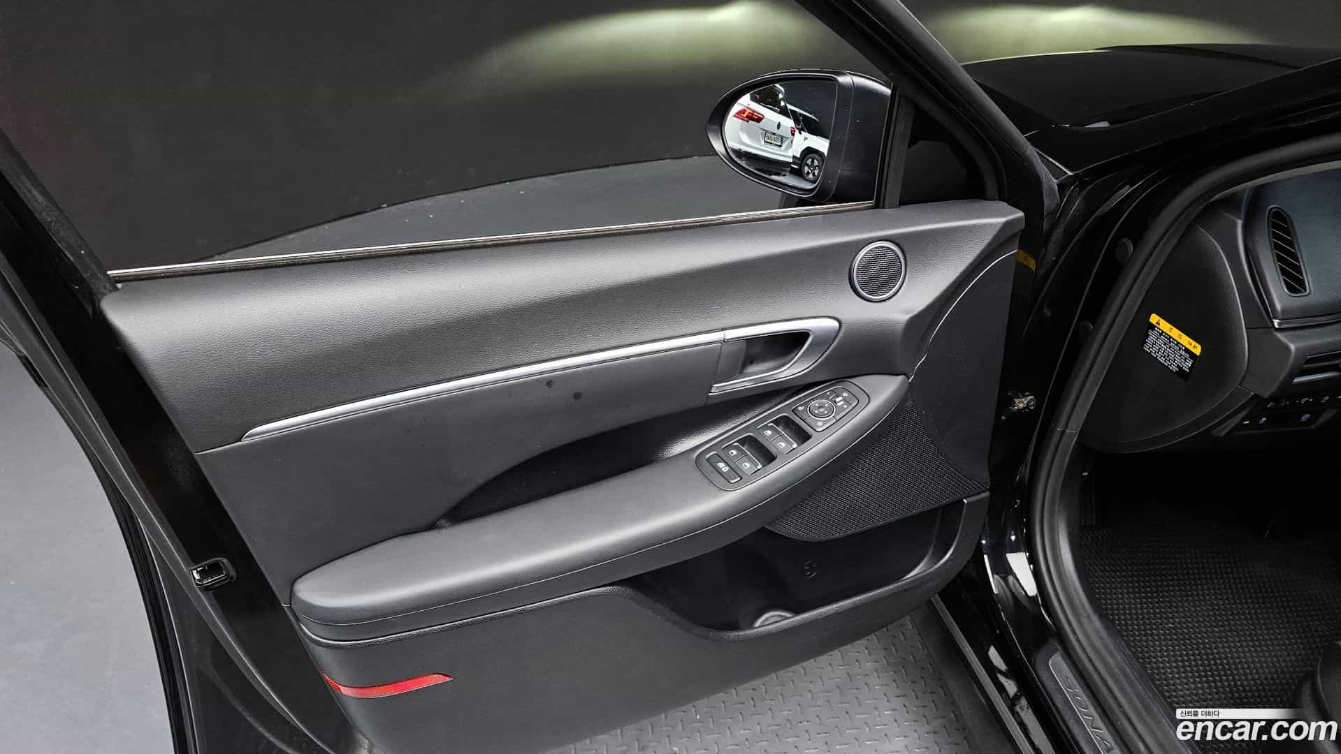 Sonata Hyundai 2020.1-INNER-034