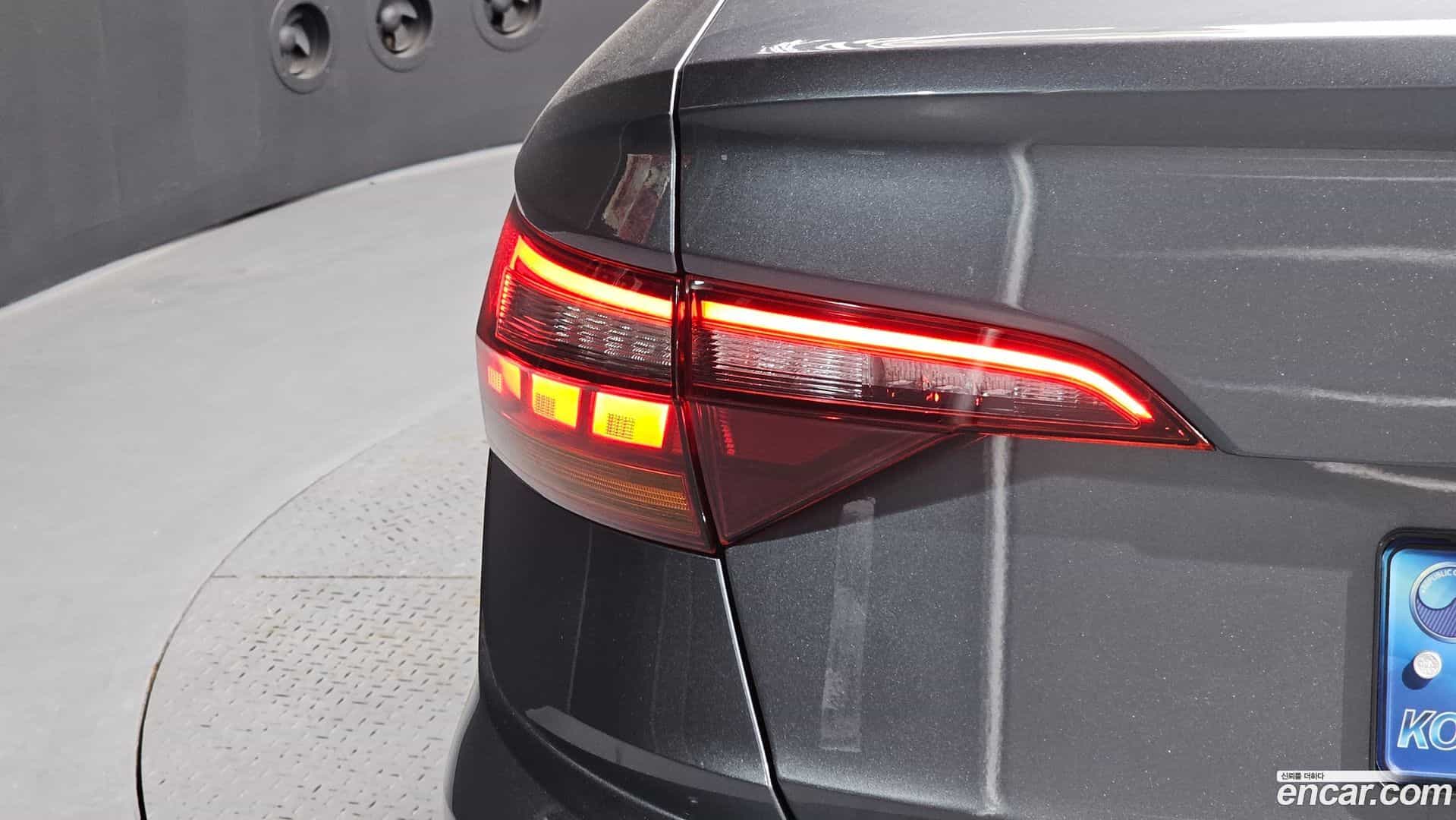 Jetta Volkswagen 2021.9-OUTER-033