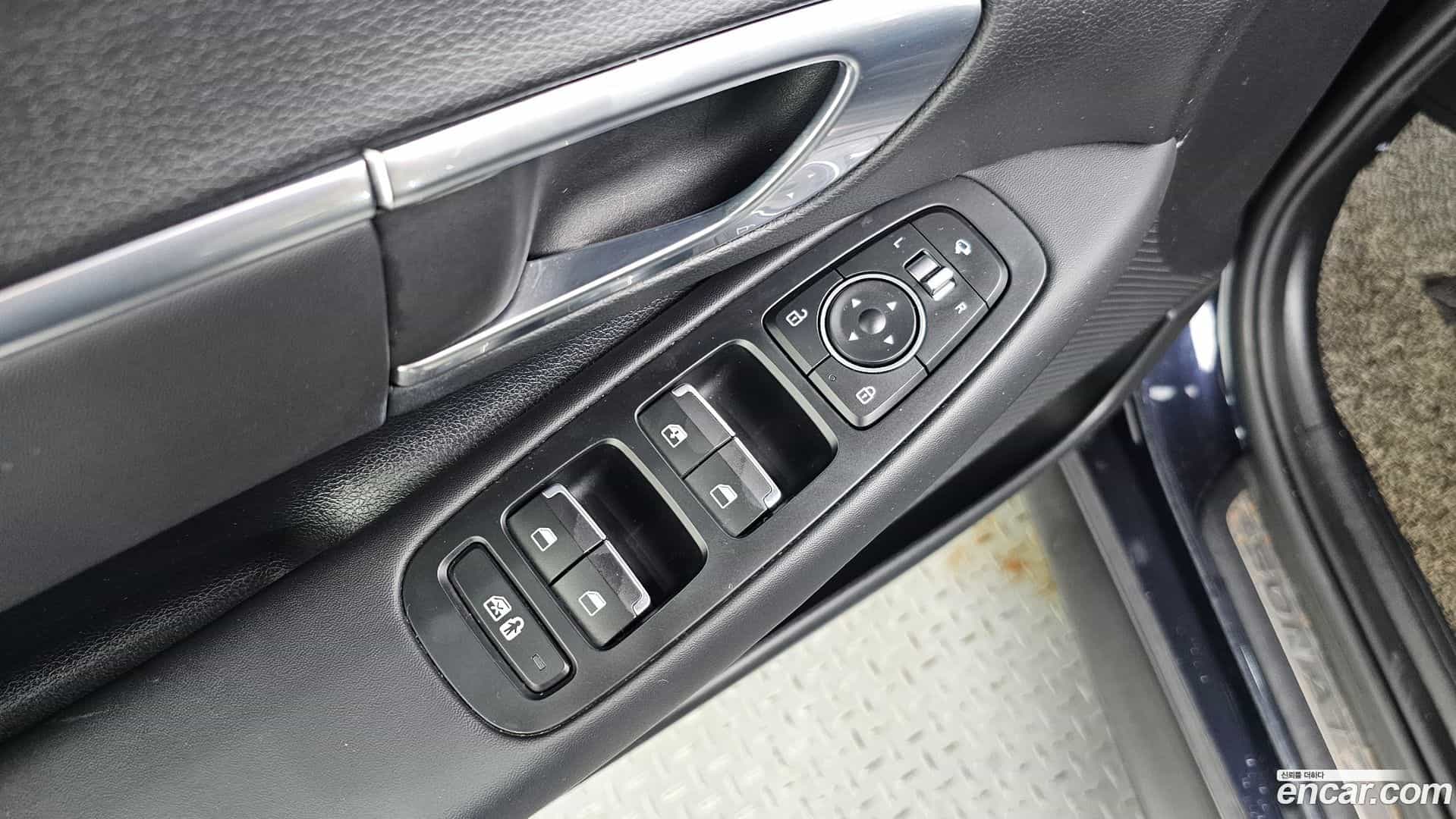 Sonata Hyundai 2019.11-OPTION-040