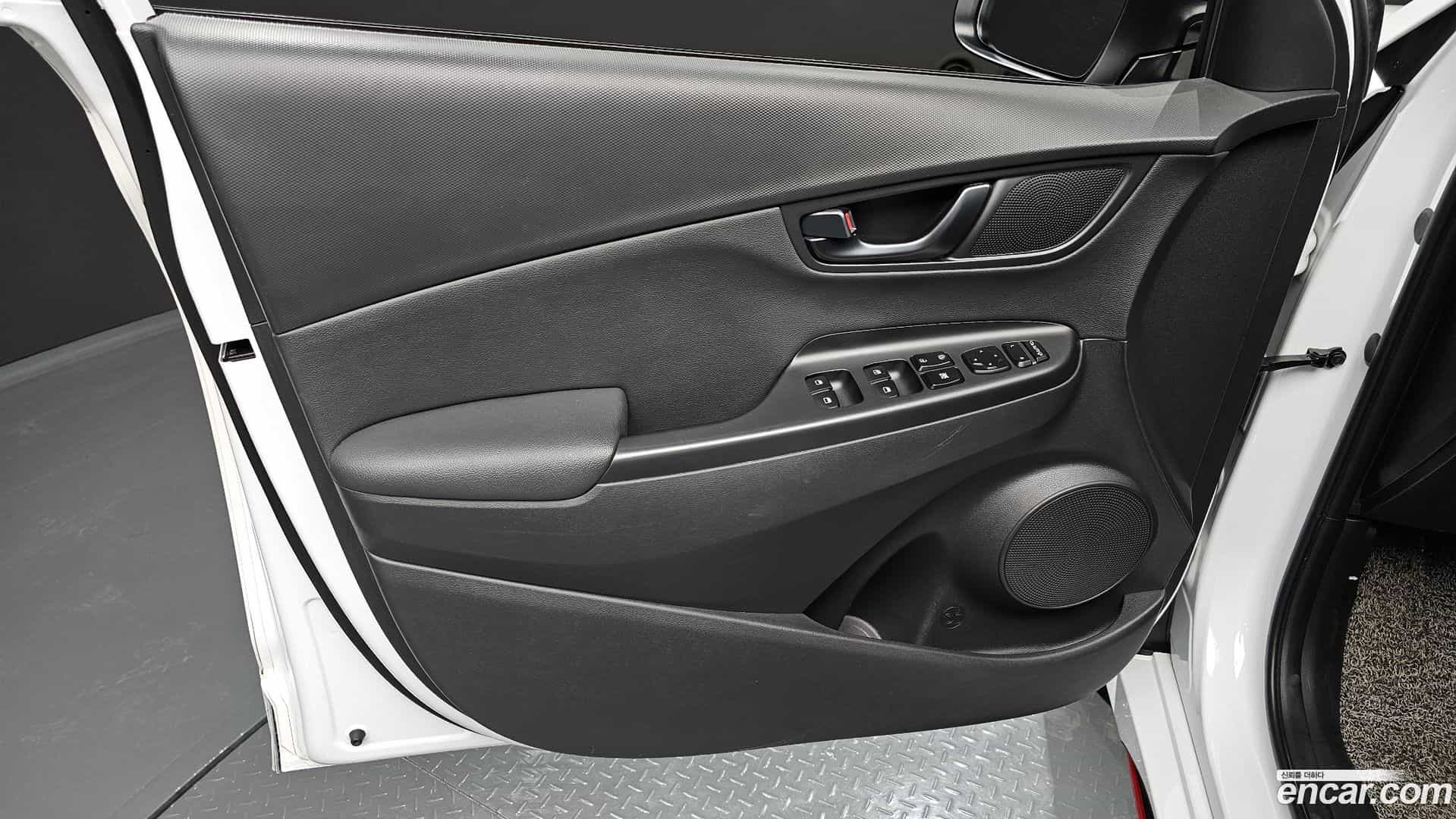 Kona Hyundai 2021.11-INNER-034