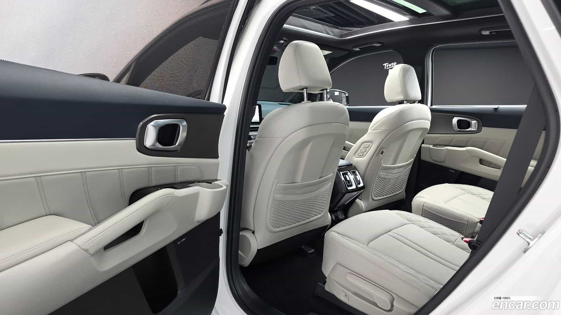 Sorento Kia 2024.5-OPTION-015