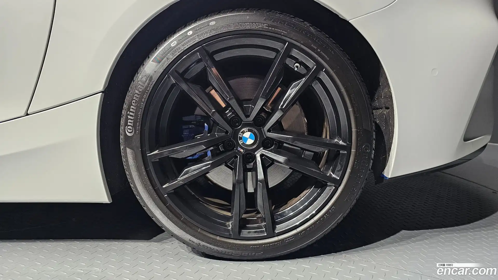 Z4 BMW 2020.0-OUTER-031