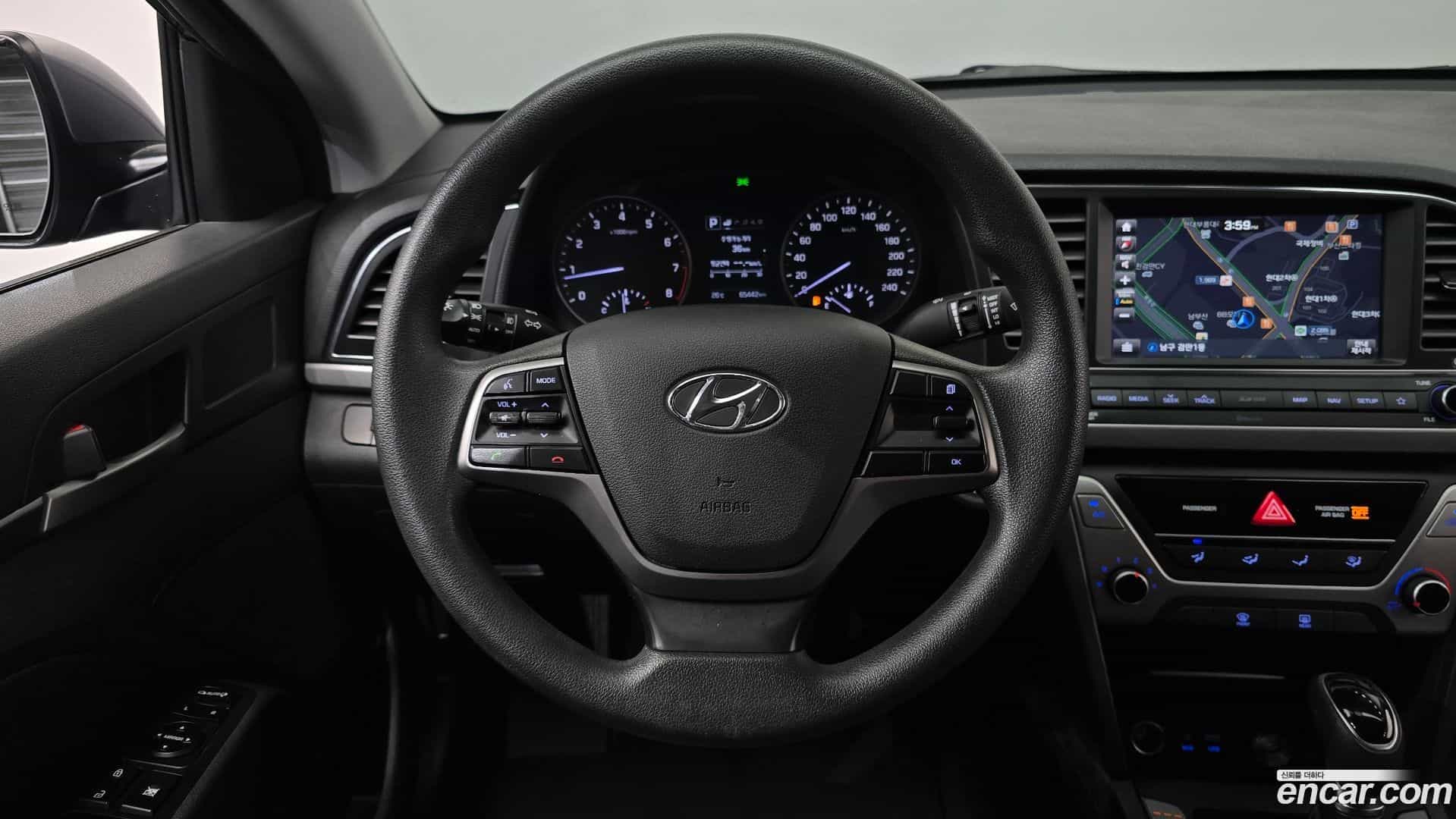 AVANTE Hyundai 2018.5-OPTION-017