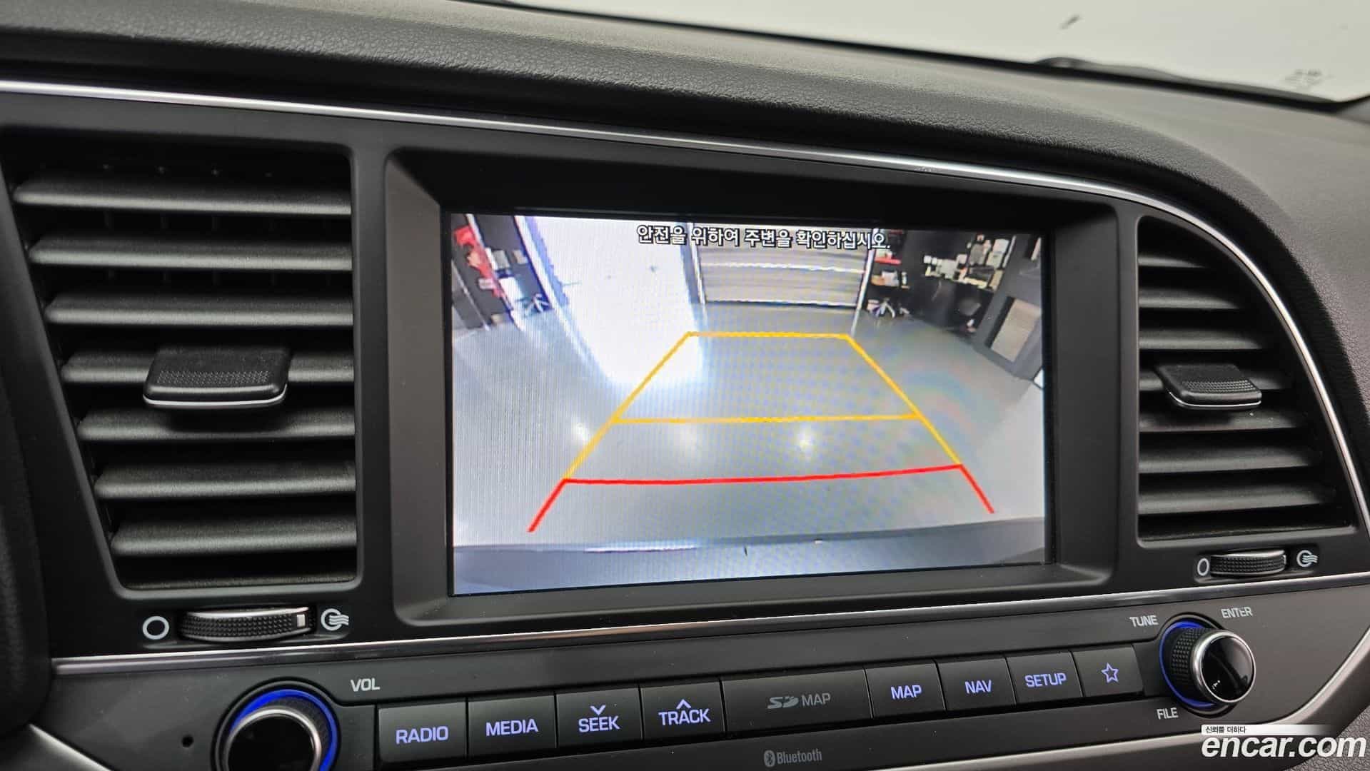AVANTE Hyundai 2018.5-OPTION-019