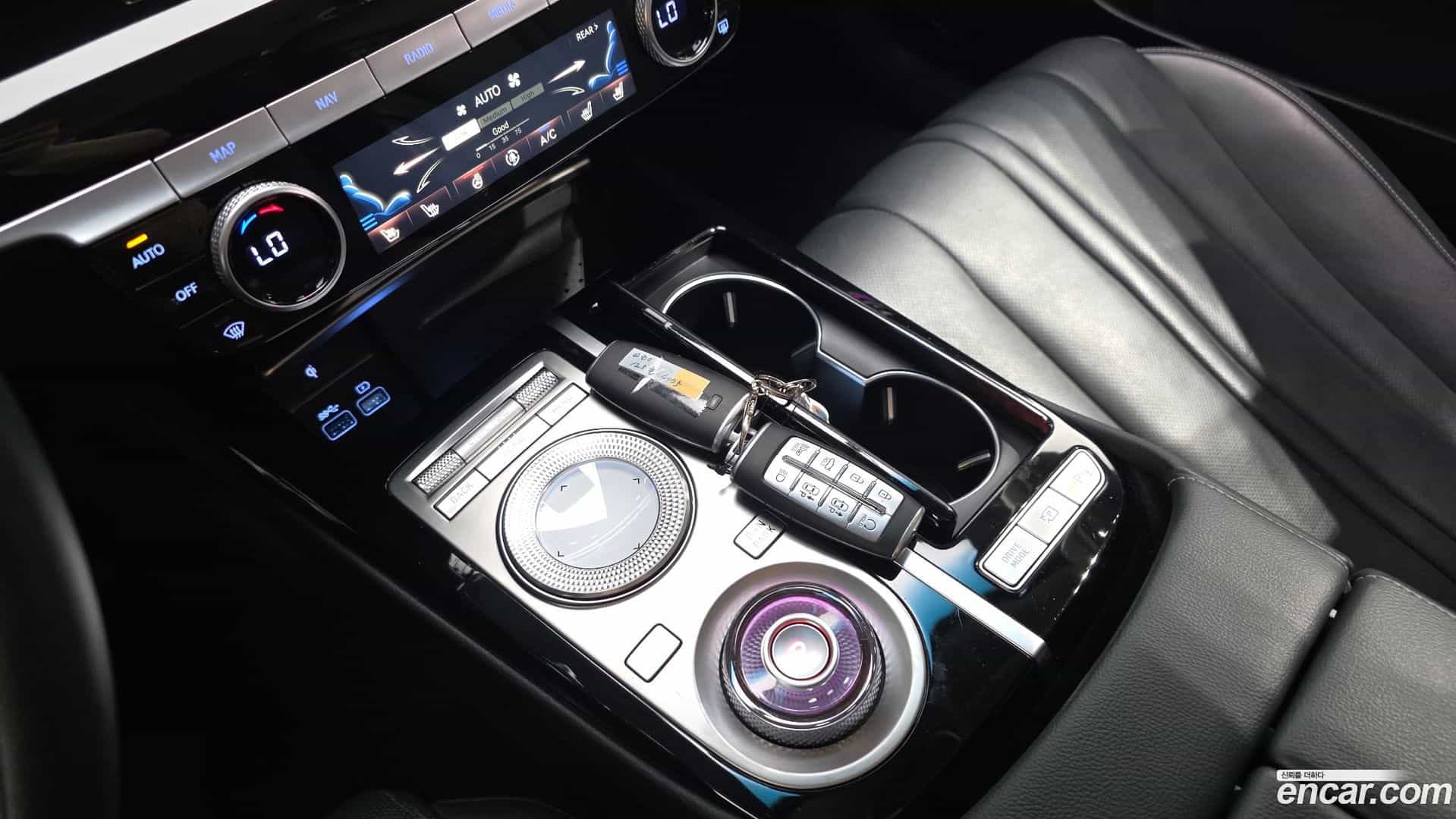 G80 Genesis 2022.2-INNER-009