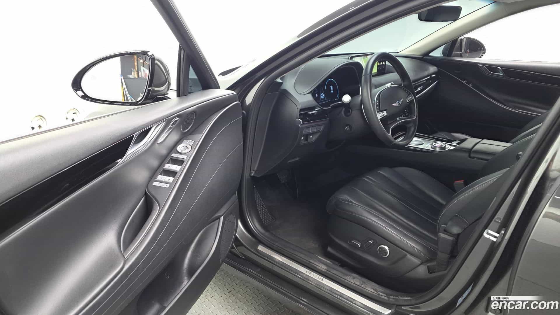 G80 Genesis 2022.2-OPTION-015