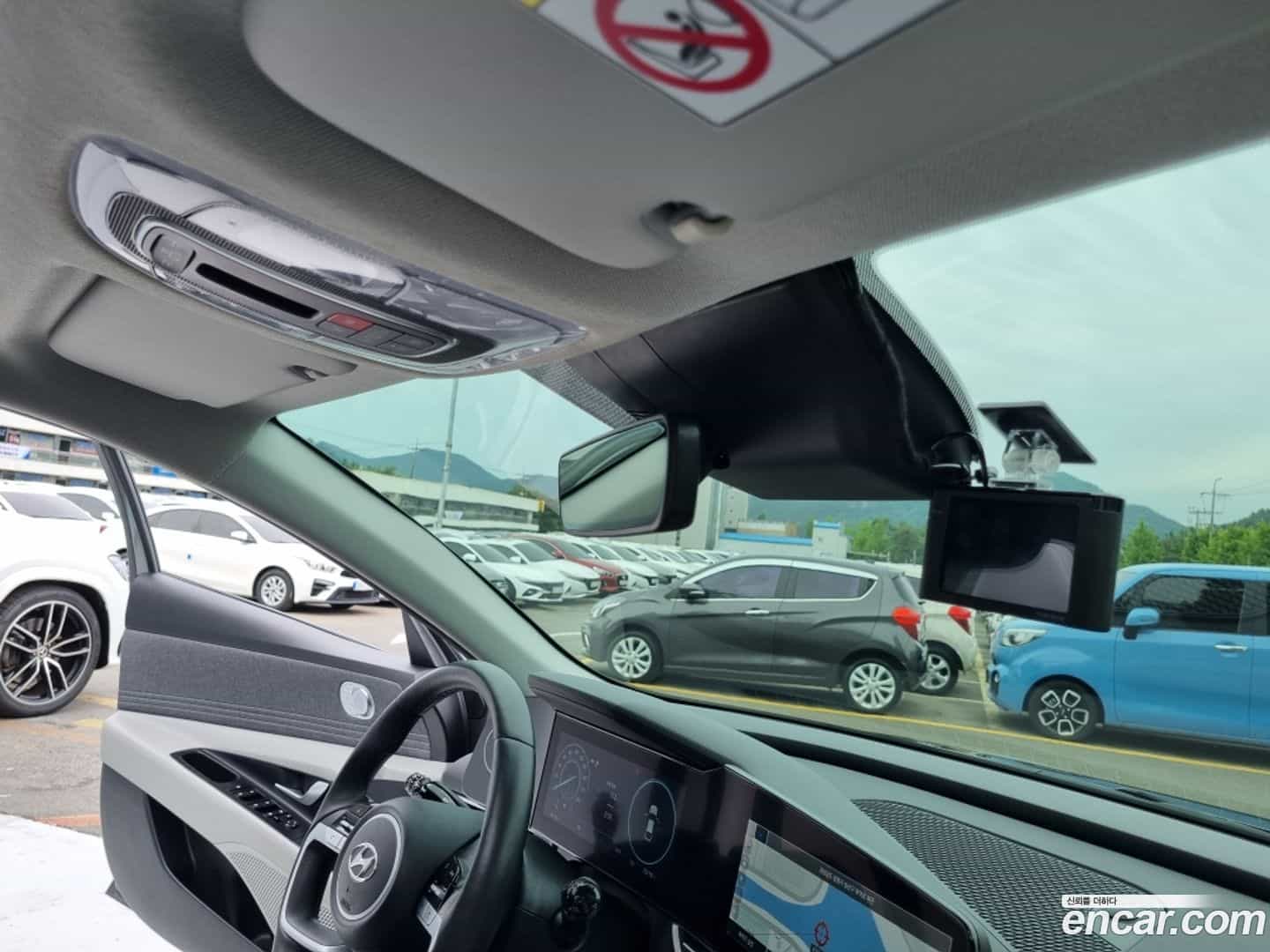 AVANTE Hyundai 2023.1-INNER-010