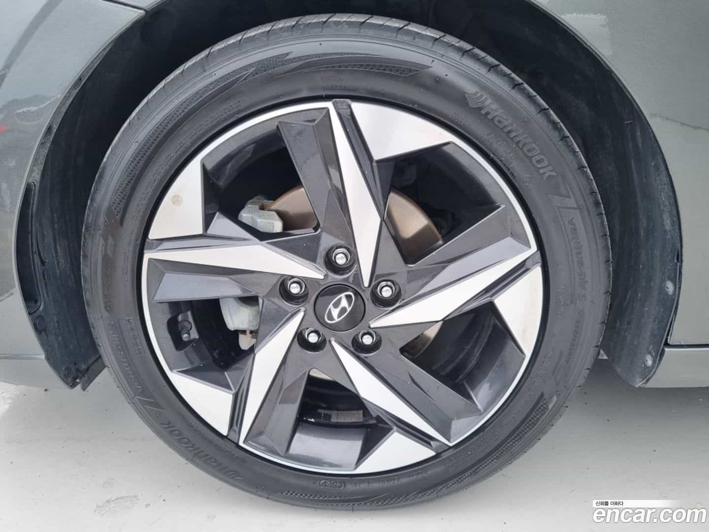 AVANTE Hyundai 2023.1-OPTION-023