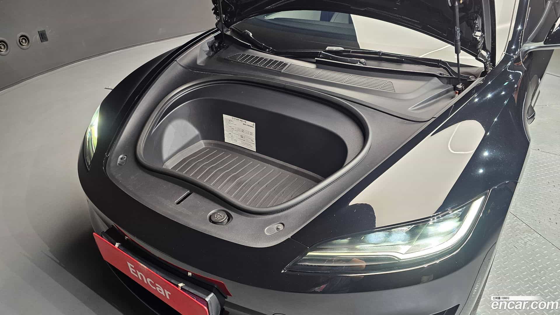 Model 3 Tesla 2024.7-OUTER-006