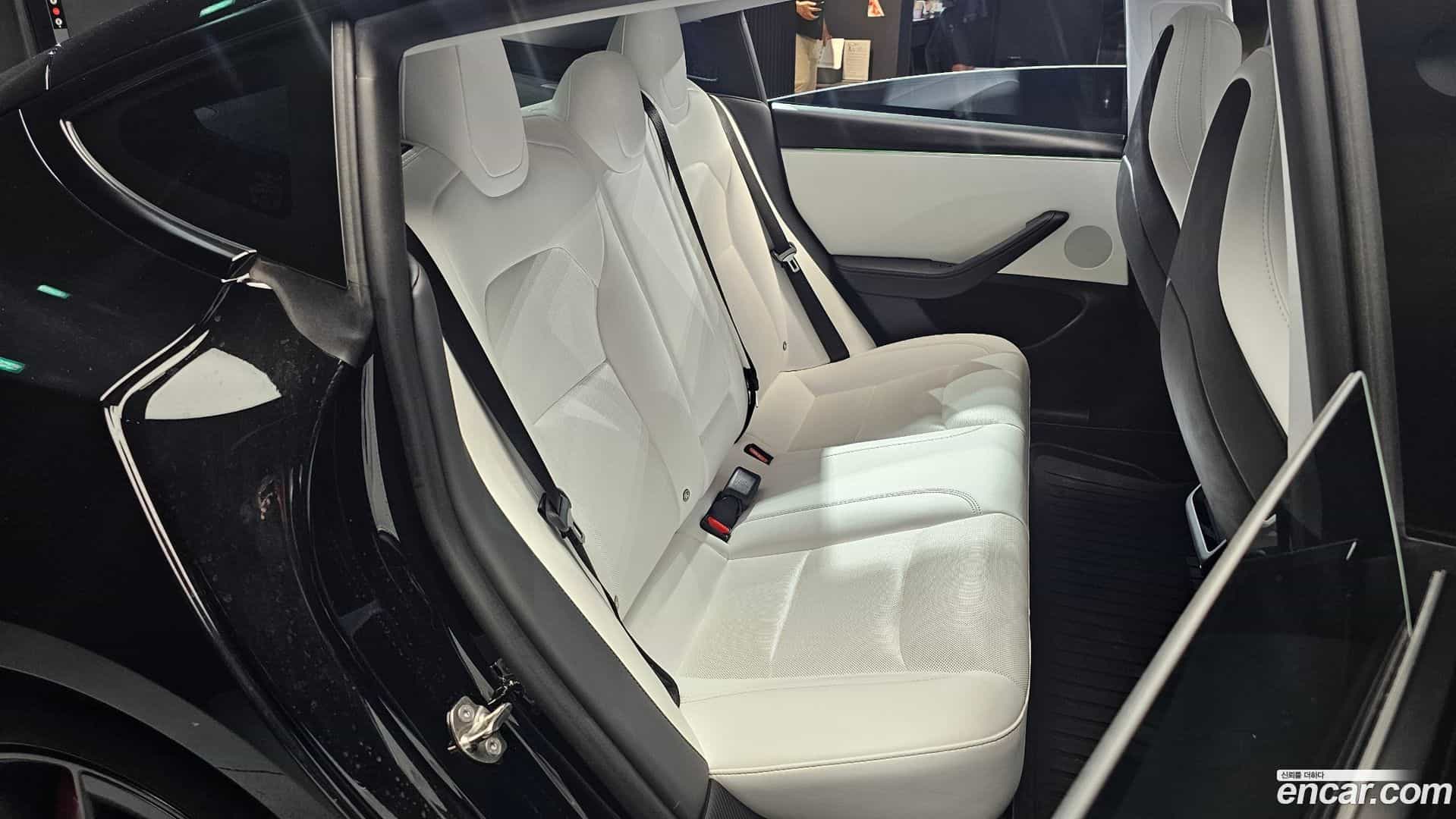 Model 3 Tesla 2024.7-OPTION-015
