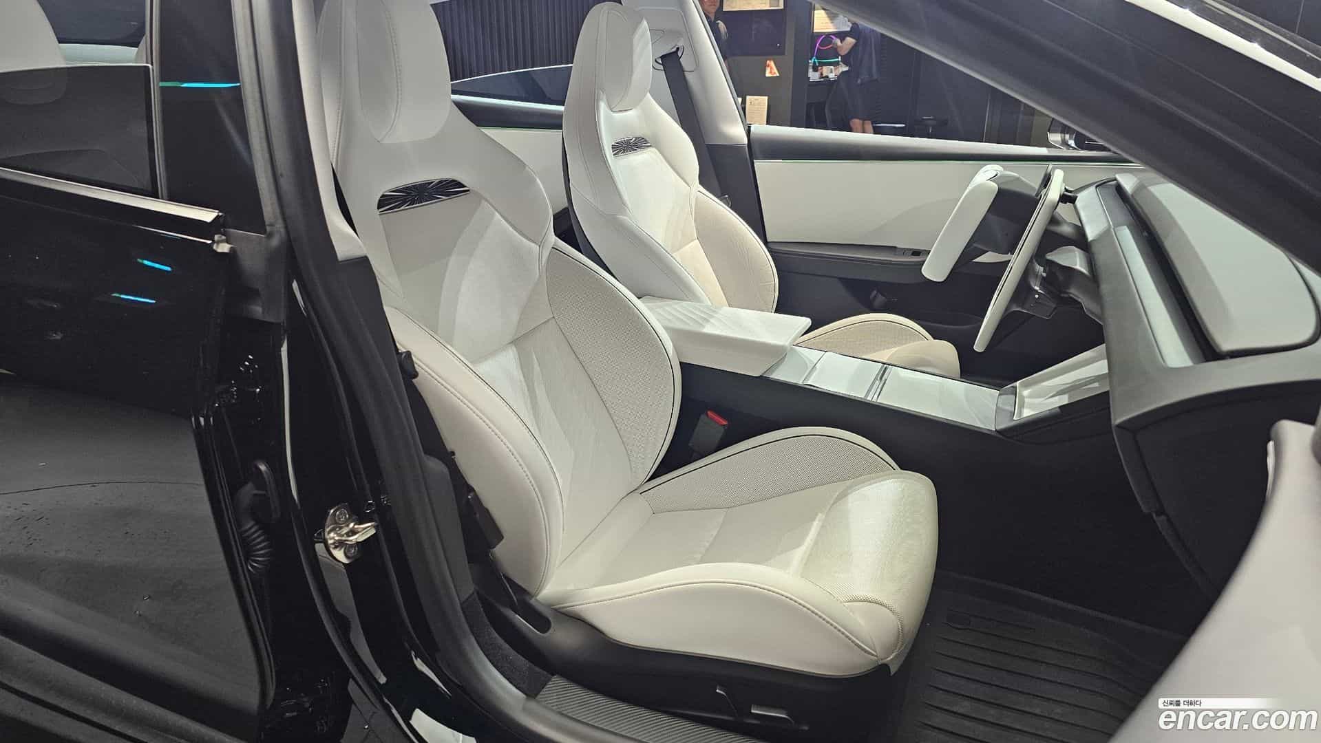 Model 3 Tesla 2024.7-OPTION-016