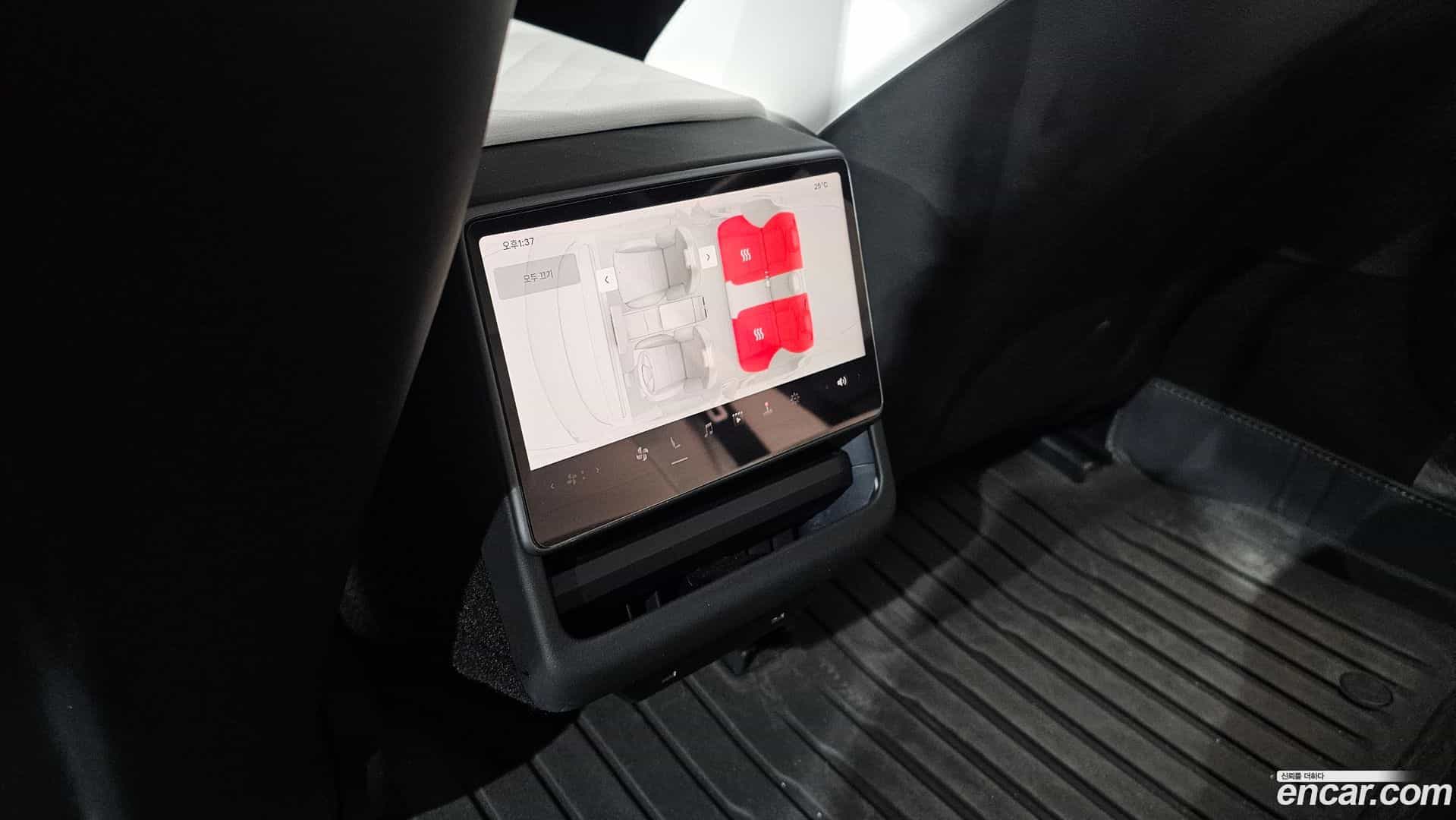 Model 3 Tesla 2024.7-OPTION-024