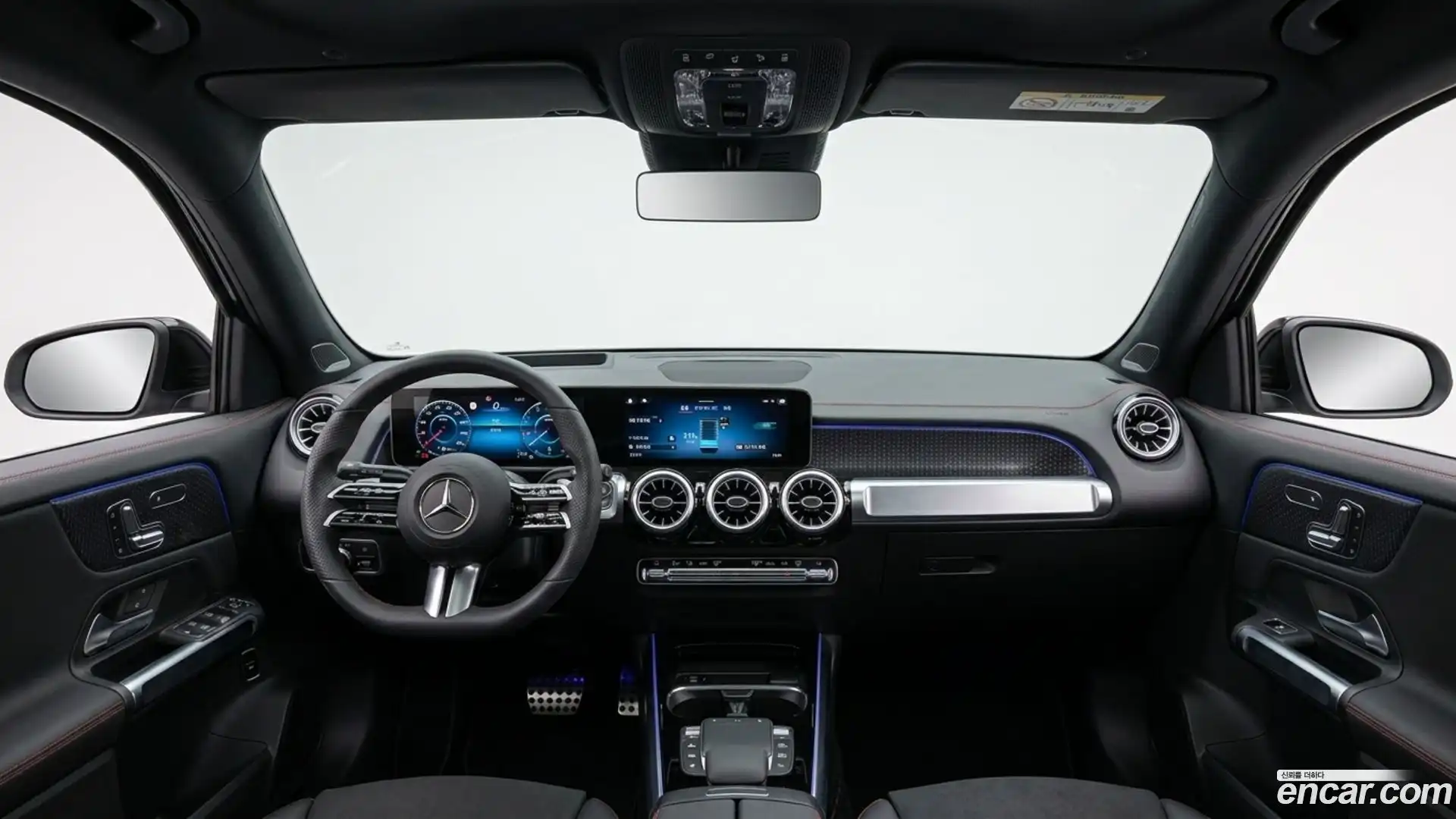 EQB Mercedes-Benz 2025.7-INNER-007