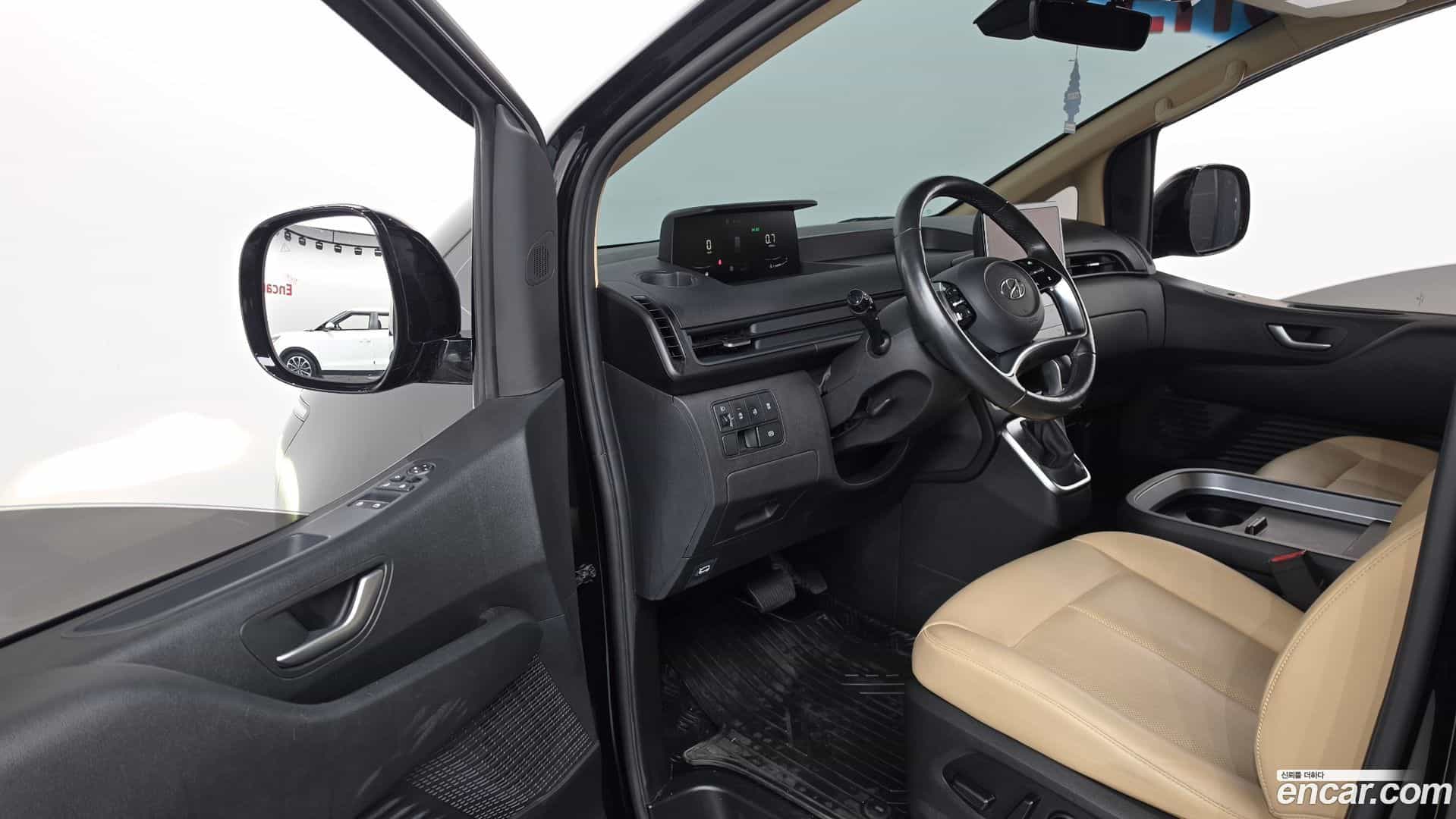 Staria Hyundai 2023.2-INNER-010