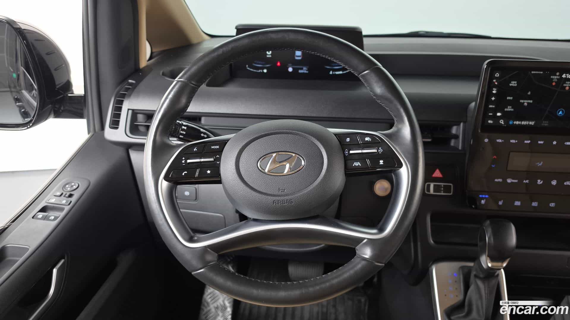 Staria Hyundai 2023.2-OPTION-017