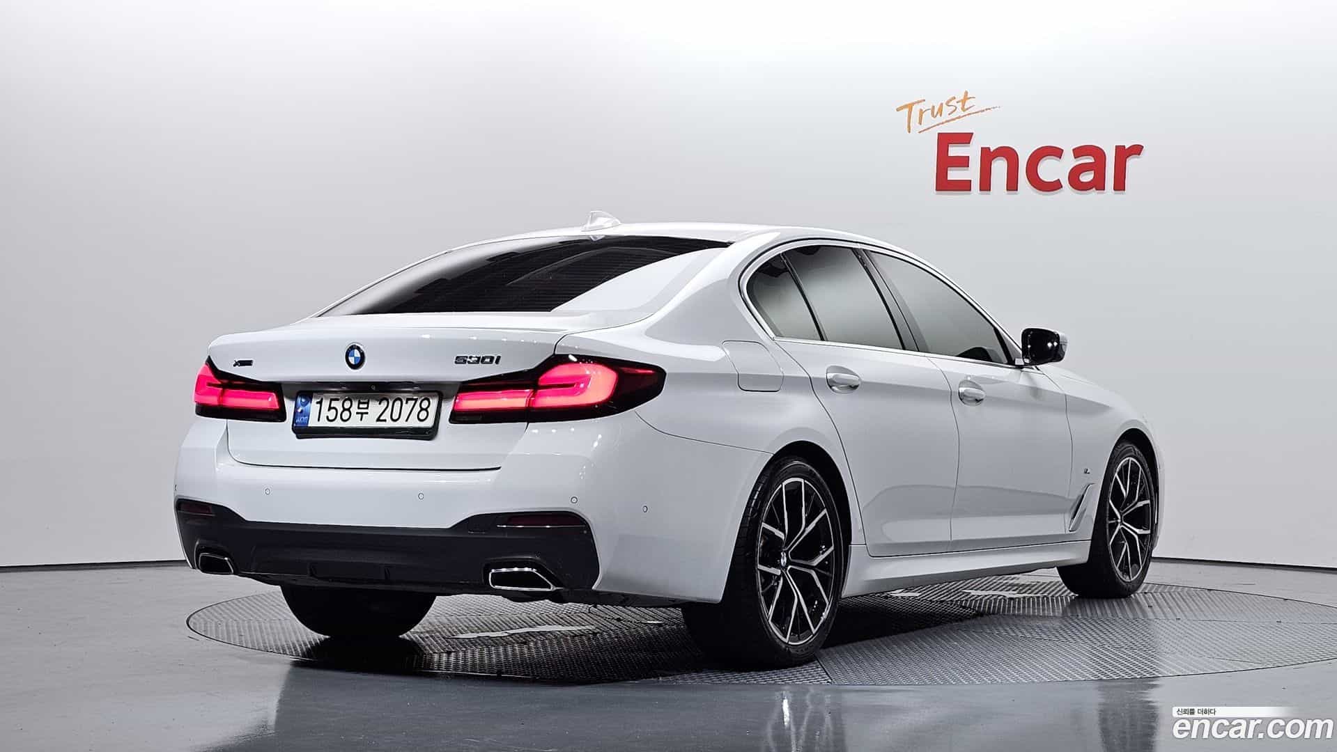 5-Series BMW 2022.2-OUTER-002