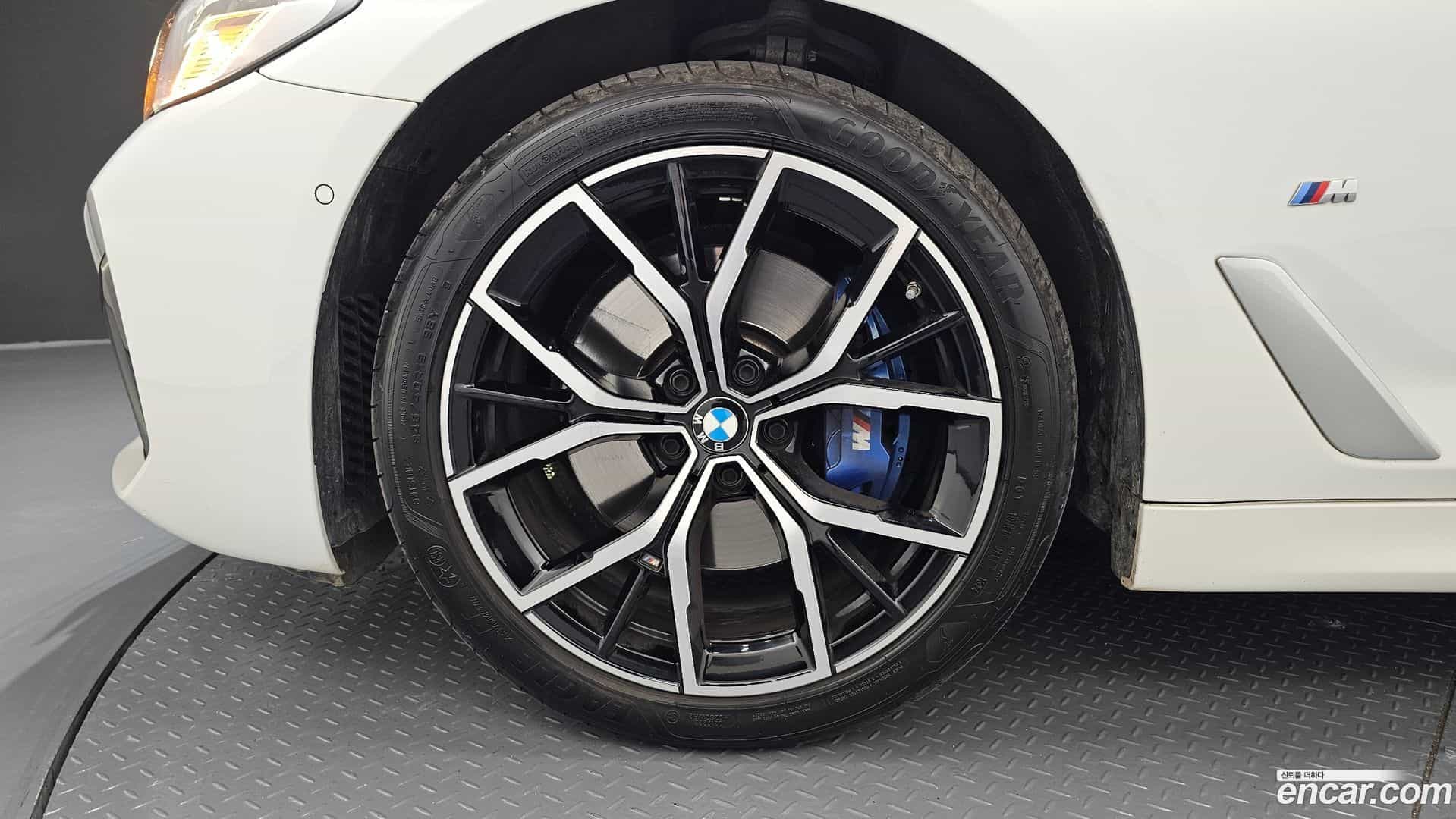 5-Series BMW 2022.2-OUTER-005