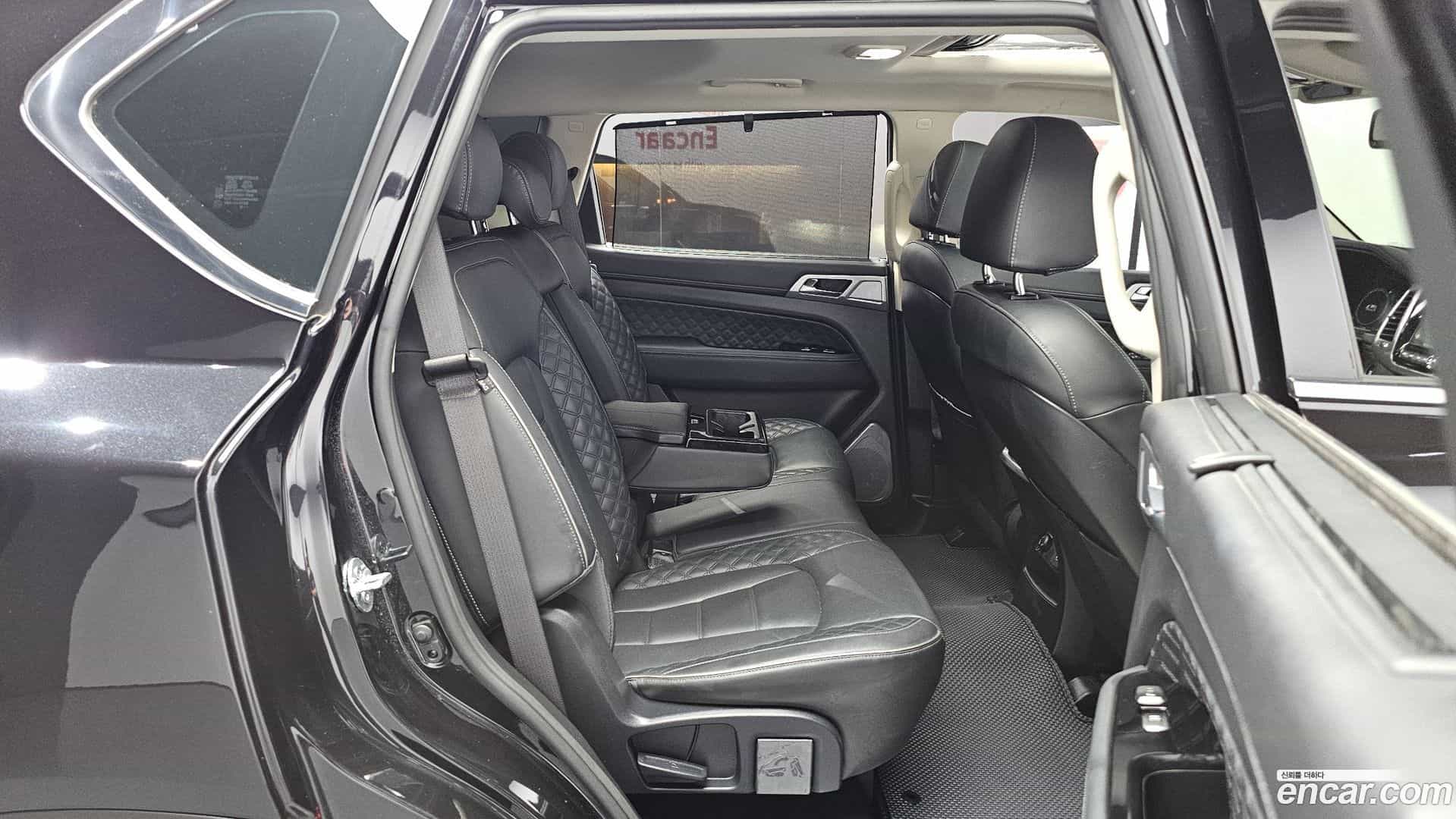 Rexton KG Mobility 2020.11-INNER-036