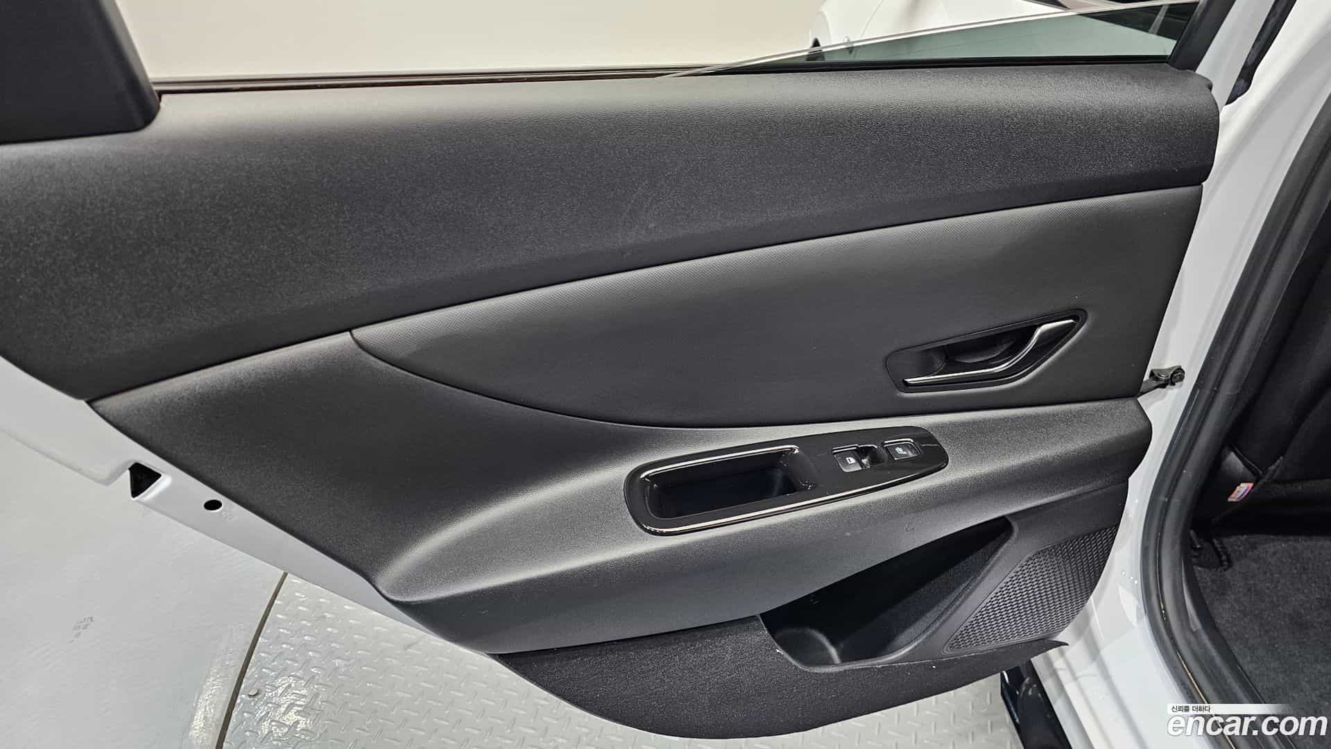 AVANTE Hyundai 2021.4-INNER-035