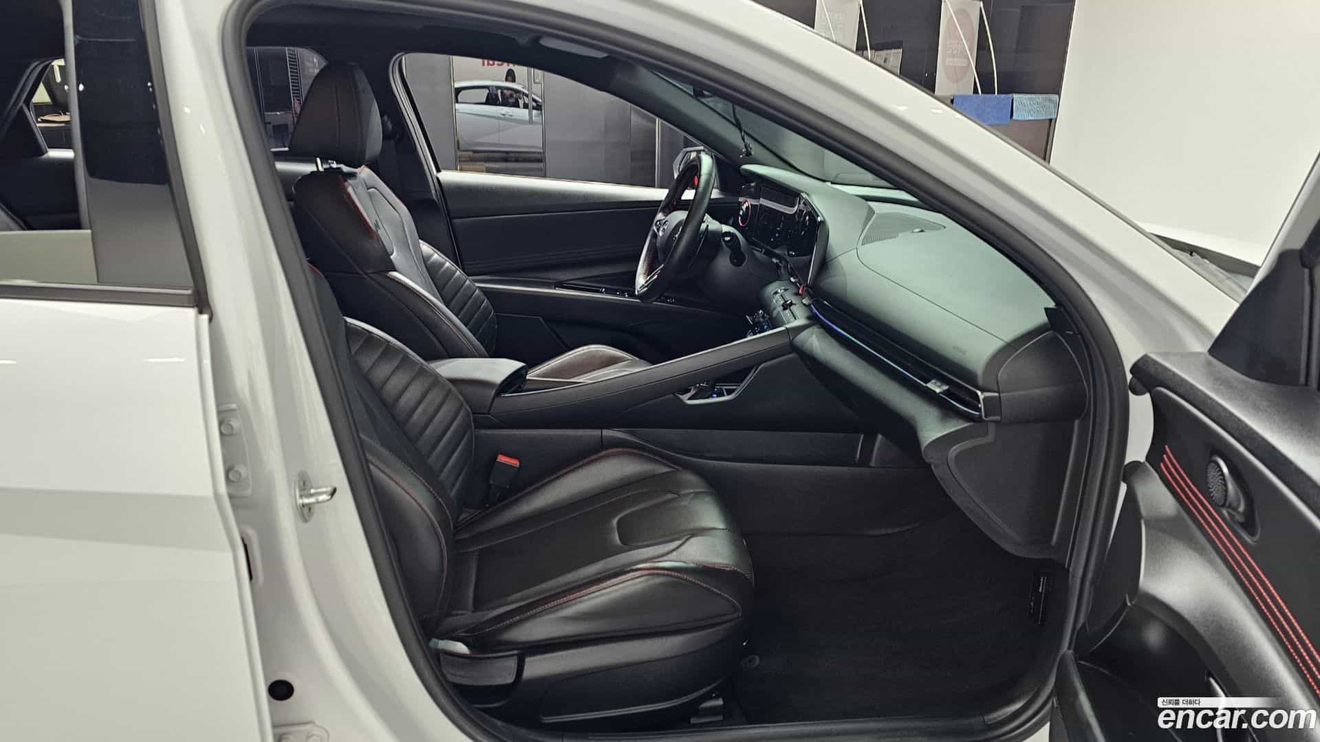 AVANTE Hyundai 2021.4-INNER-036
