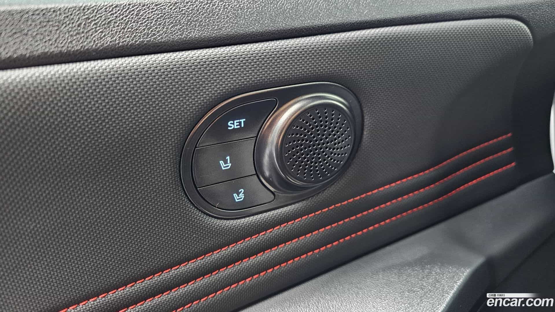 AVANTE Hyundai 2021.4-OPTION-042
