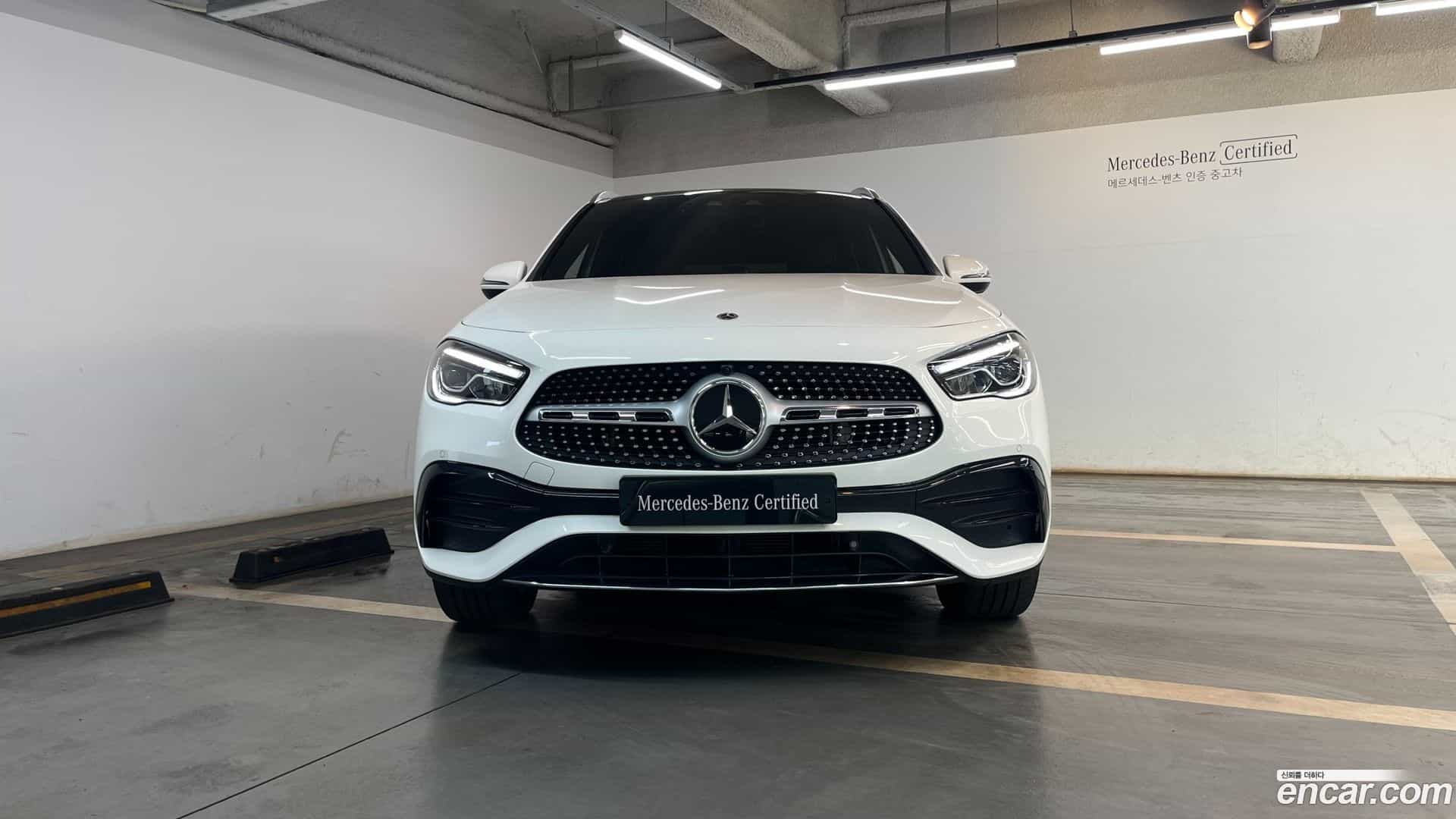 GLA-Class Mercedes-Benz 2022.11-OUTER-003