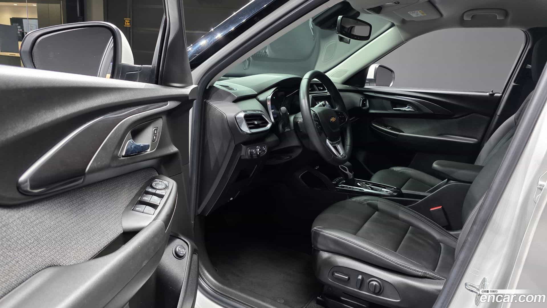 Trailblazer Chevrolet 2022.9-INNER-010