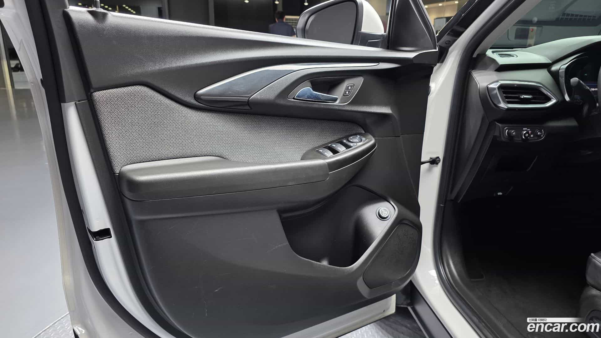 Trailblazer Chevrolet 2022.9-INNER-034