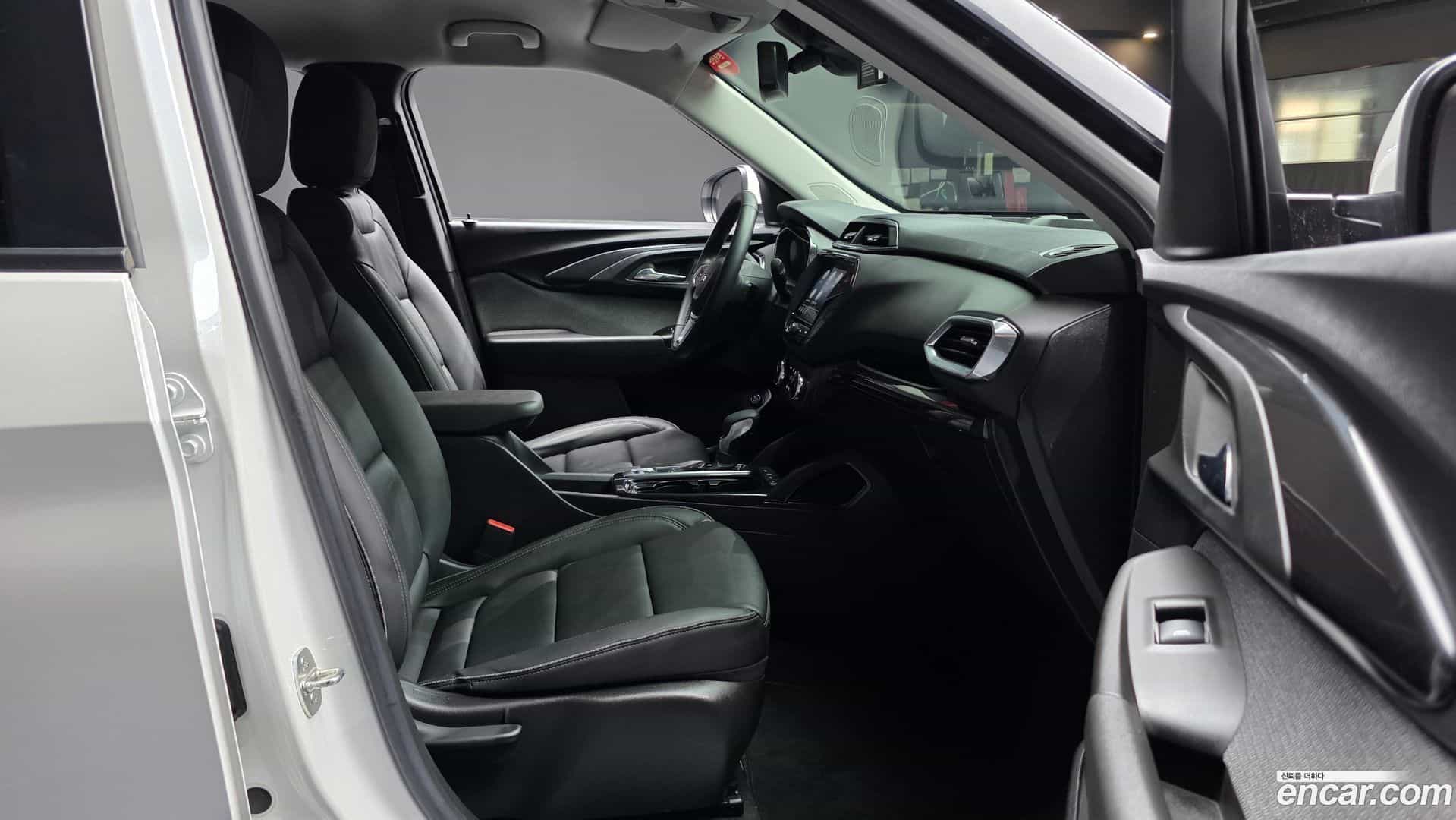 Trailblazer Chevrolet 2022.9-INNER-036