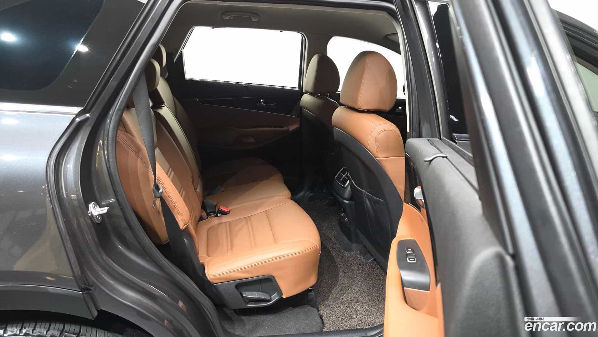 Sorento Kia 2018.11-OPTION-016