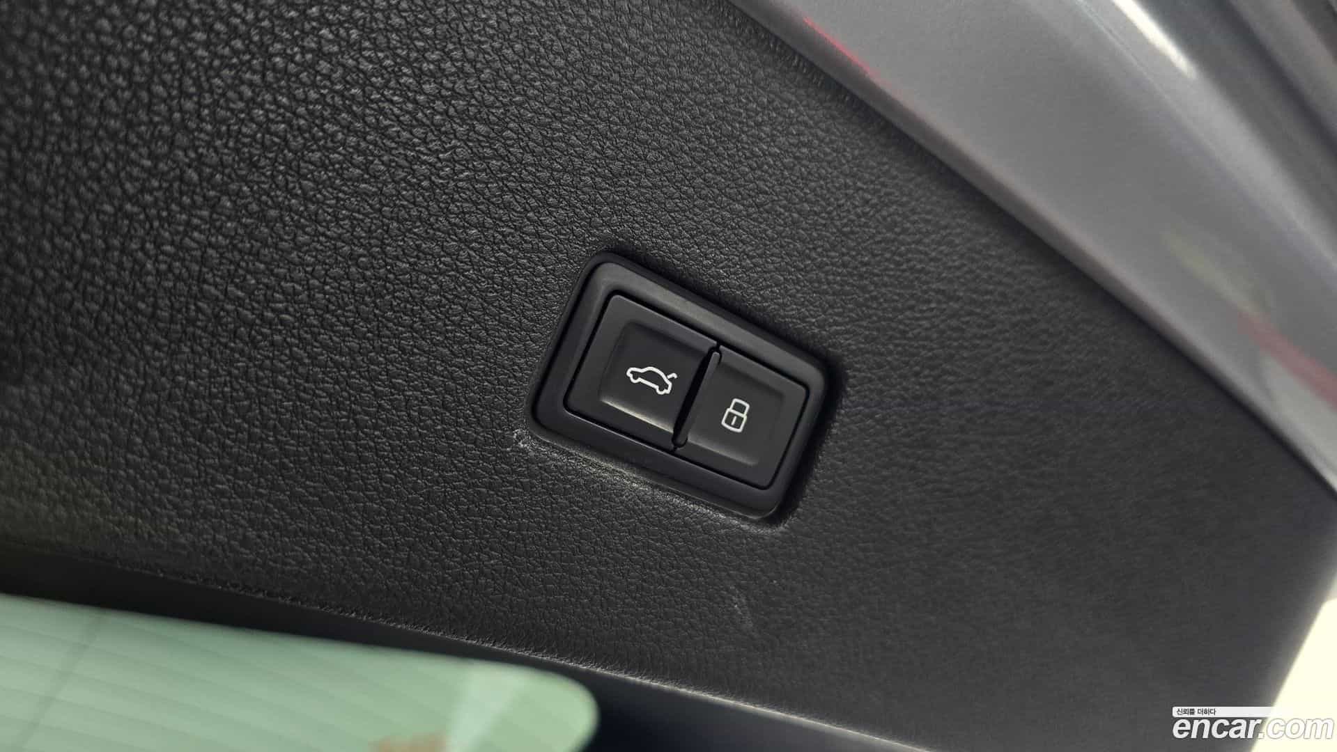 Q8 Audi 2021.6-OPTION-023