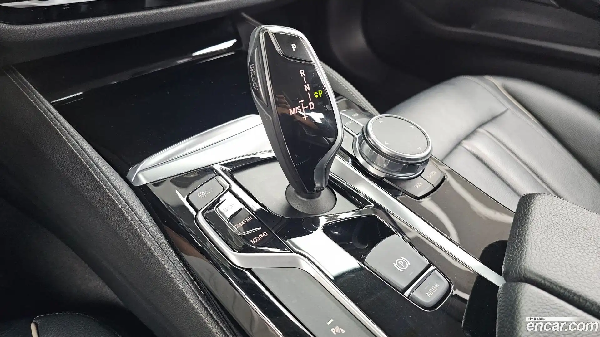 5-Series BMW 2018.6-INNER-009