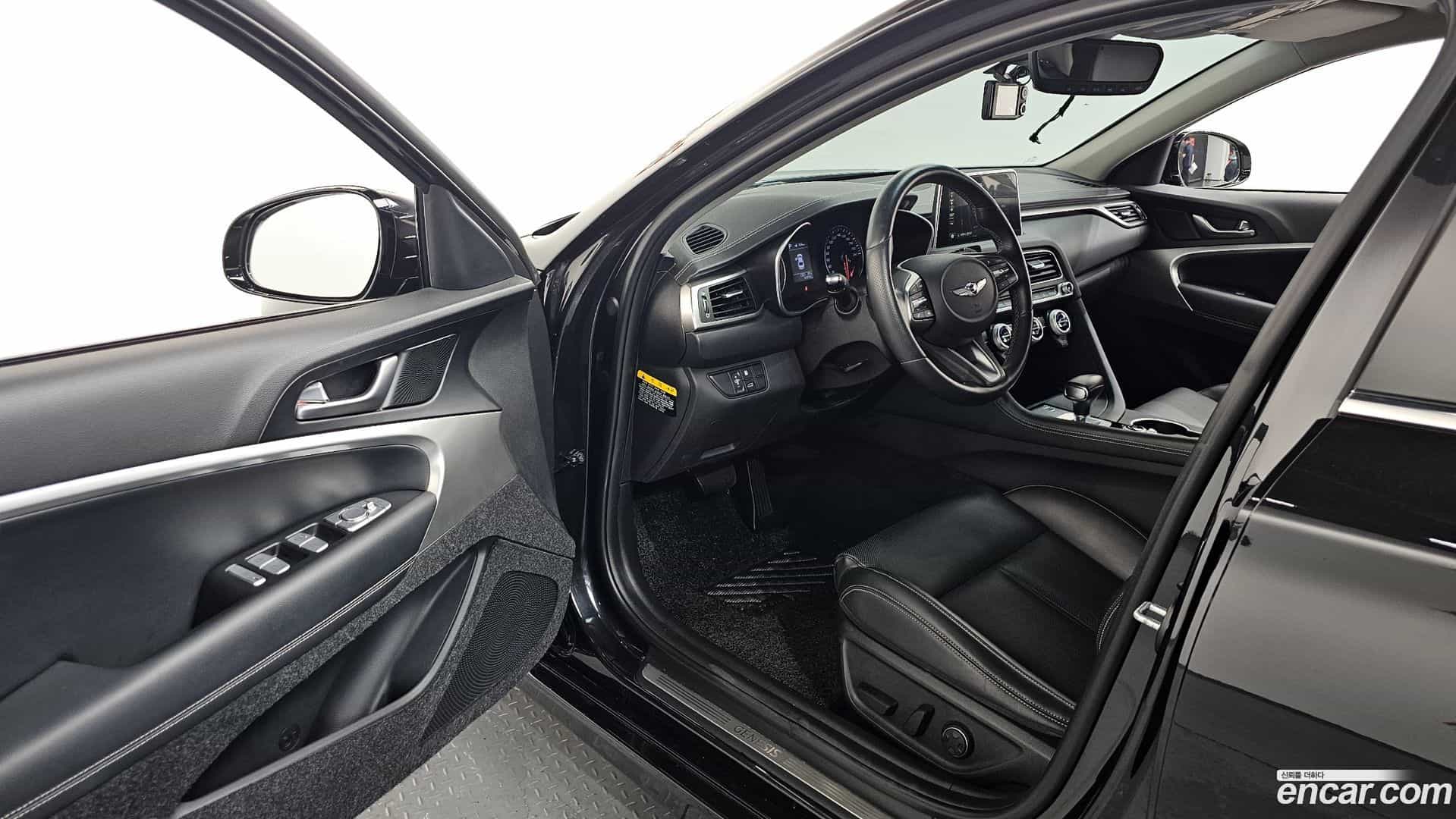 G70 Genesis 2019.2-INNER-010