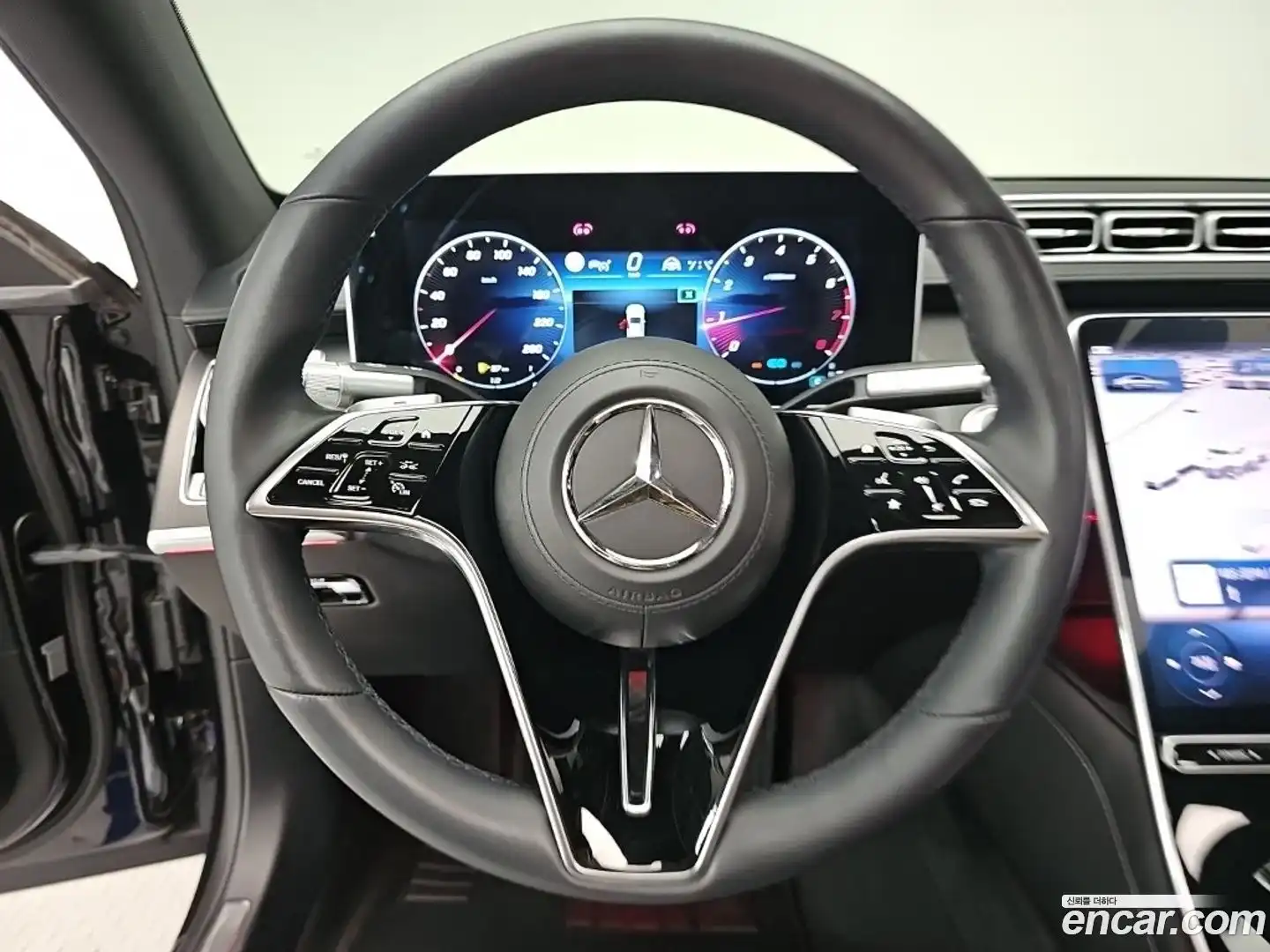 S-Class Mercedes-Benz 2022.1-OPTION-015