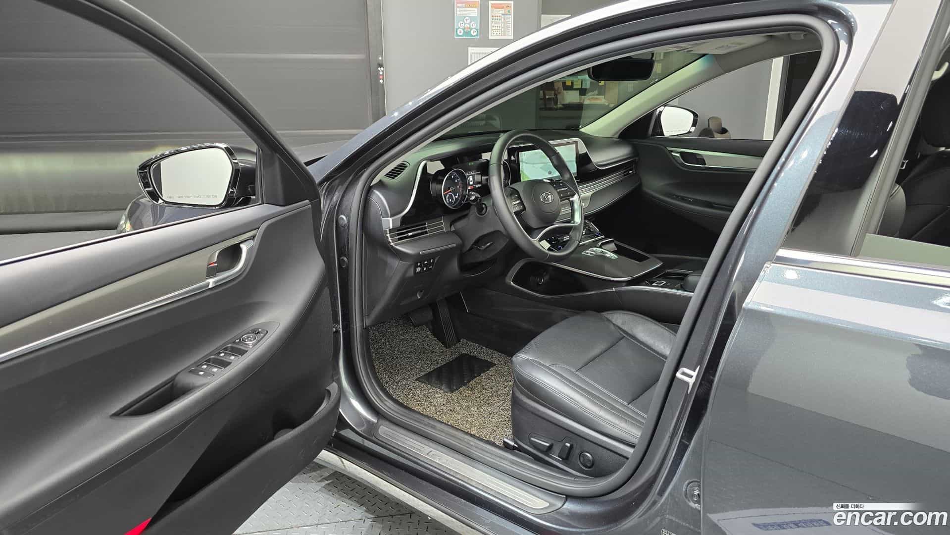 Grandeur Hyundai 2022.8-INNER-010