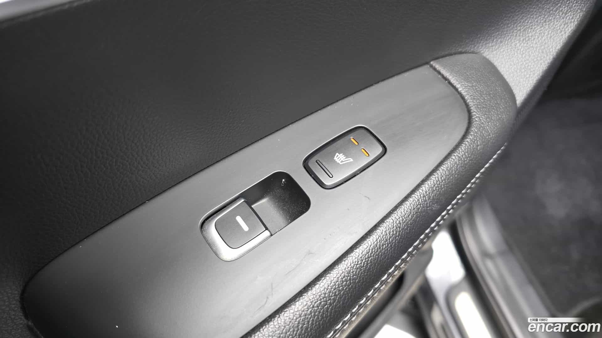 Sorento Kia 2016.0-OPTION-023