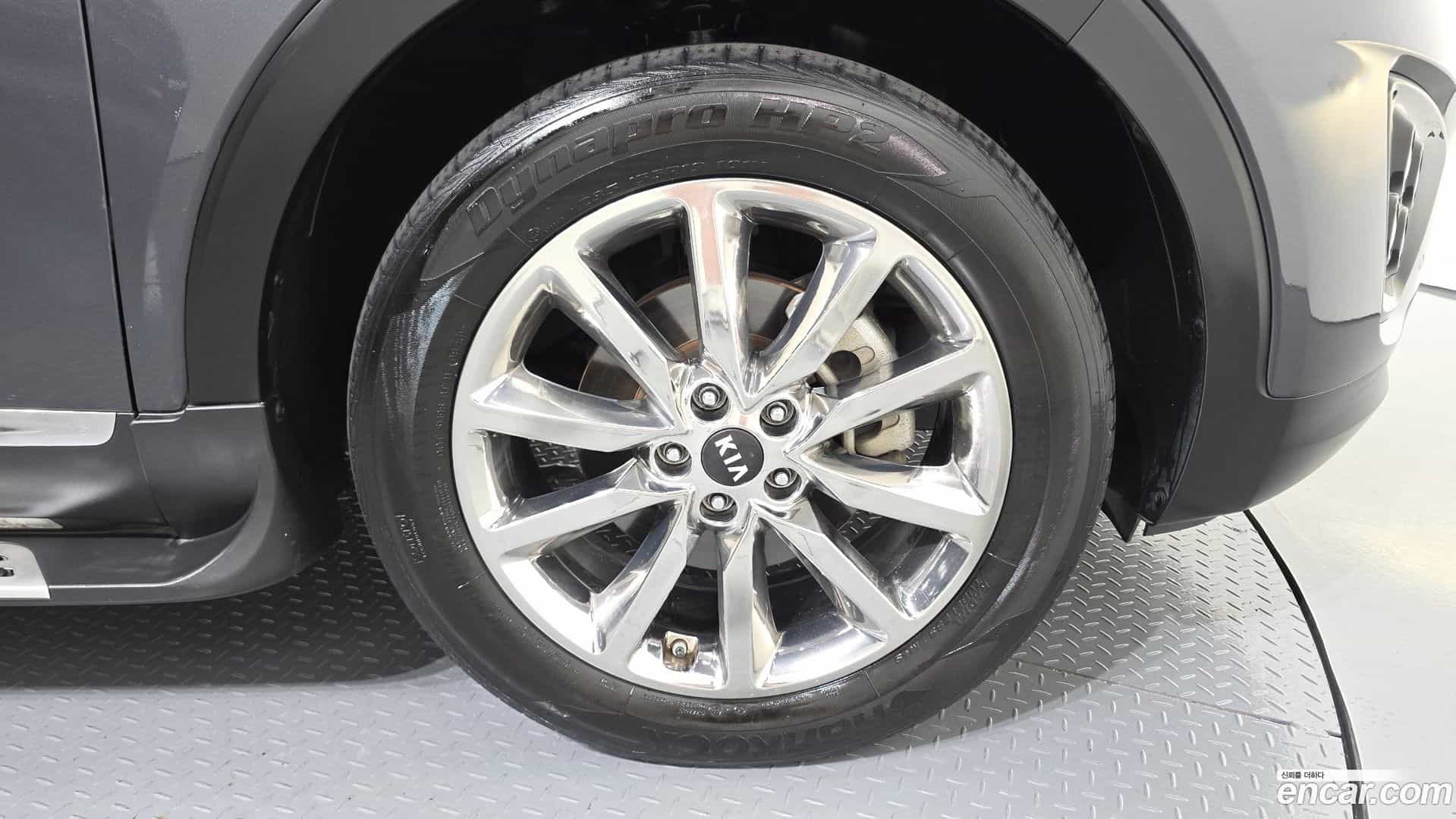 Sorento Kia 2016.0-OUTER-031