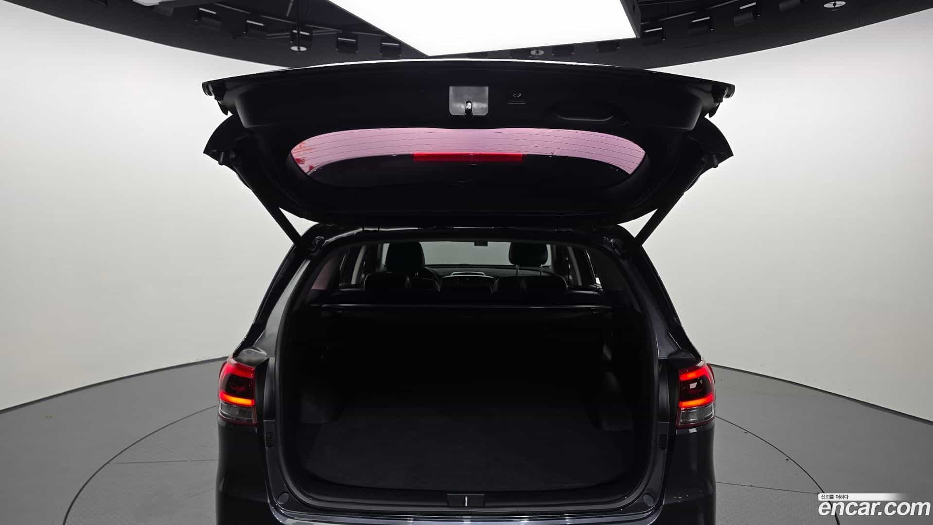 Sorento Kia 2016.0-OPTION-043