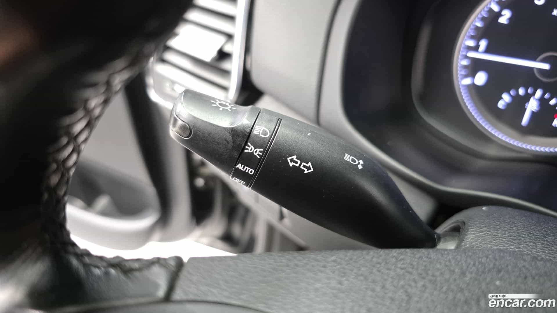 Grandeur Hyundai 2017.4-OPTION-019