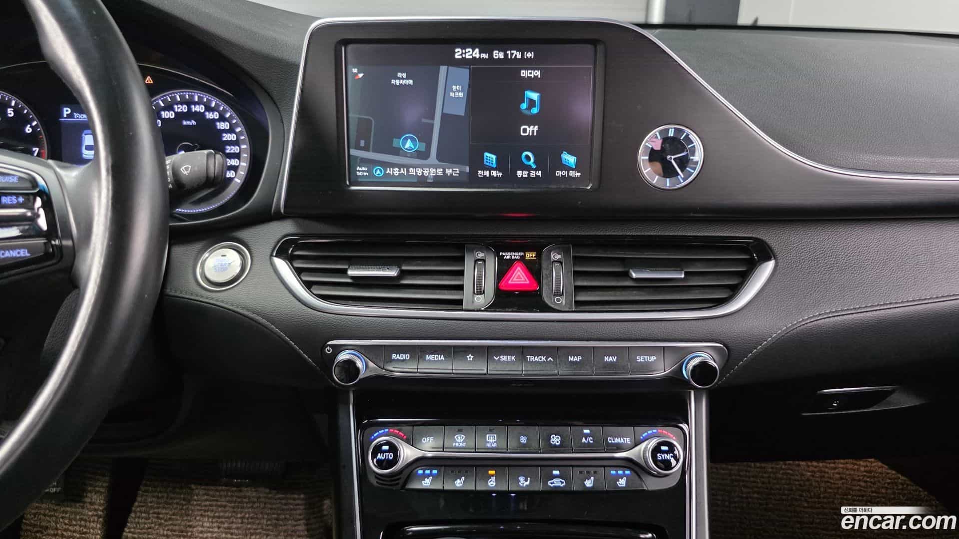Grandeur Hyundai 2017.4-OPTION-023