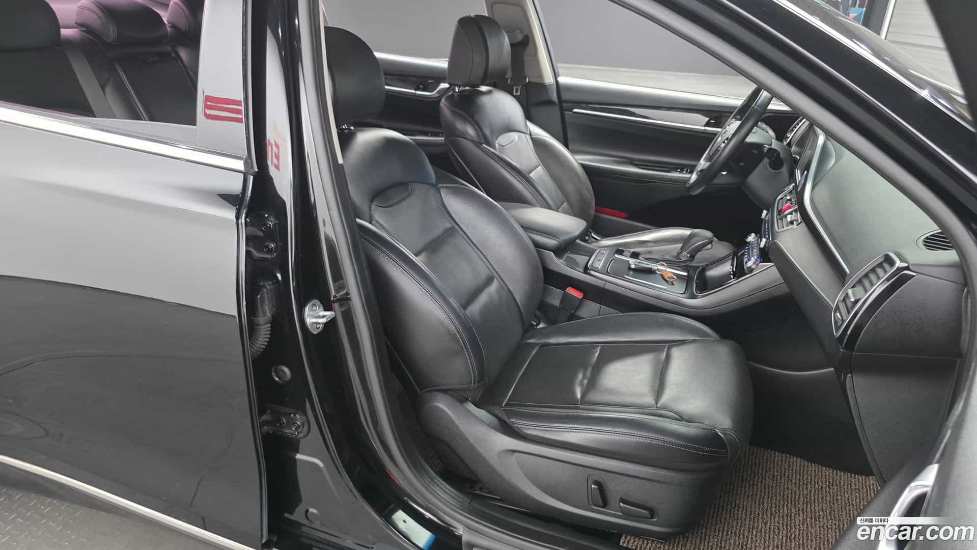 Grandeur Hyundai 2017.4-INNER-036