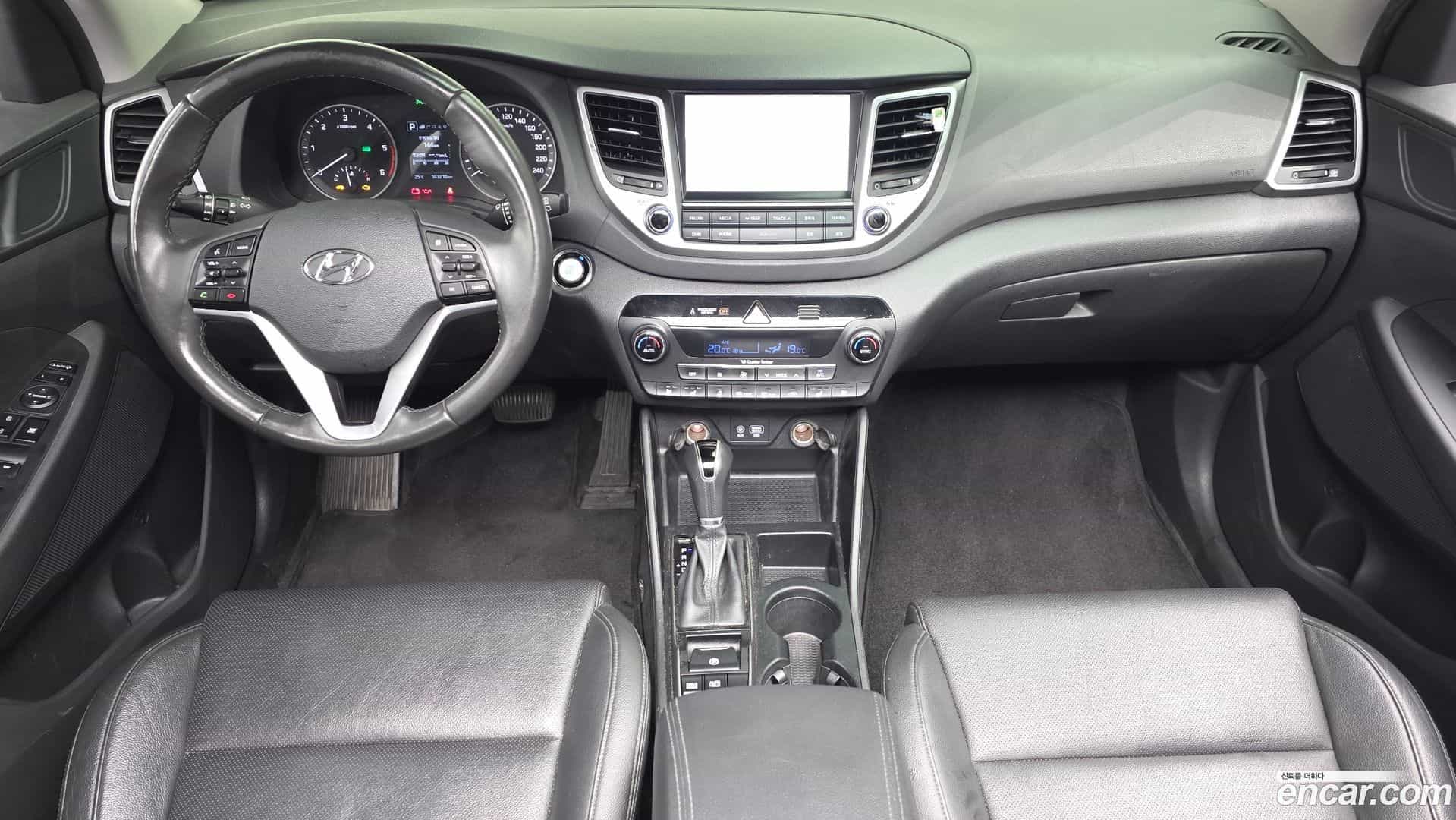 Tucson Hyundai 2016.8-INNER-007