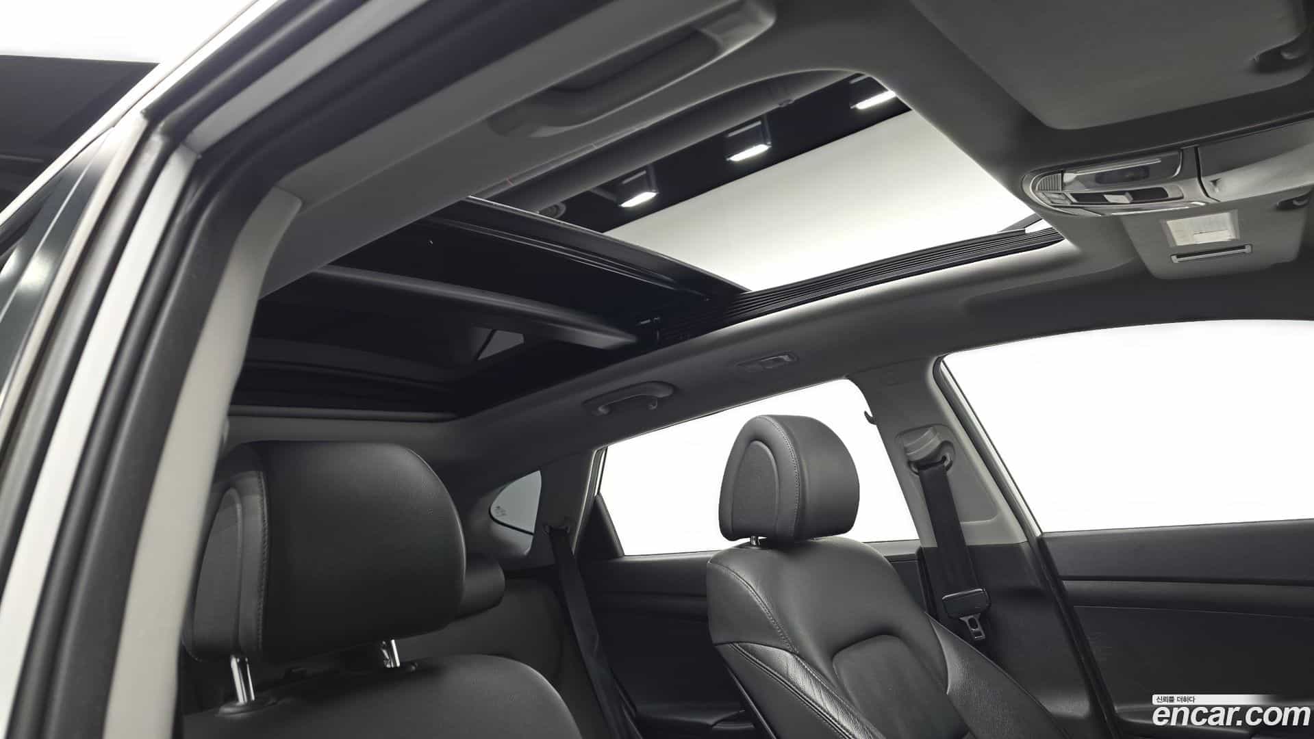 Tucson Hyundai 2016.8-OPTION-020