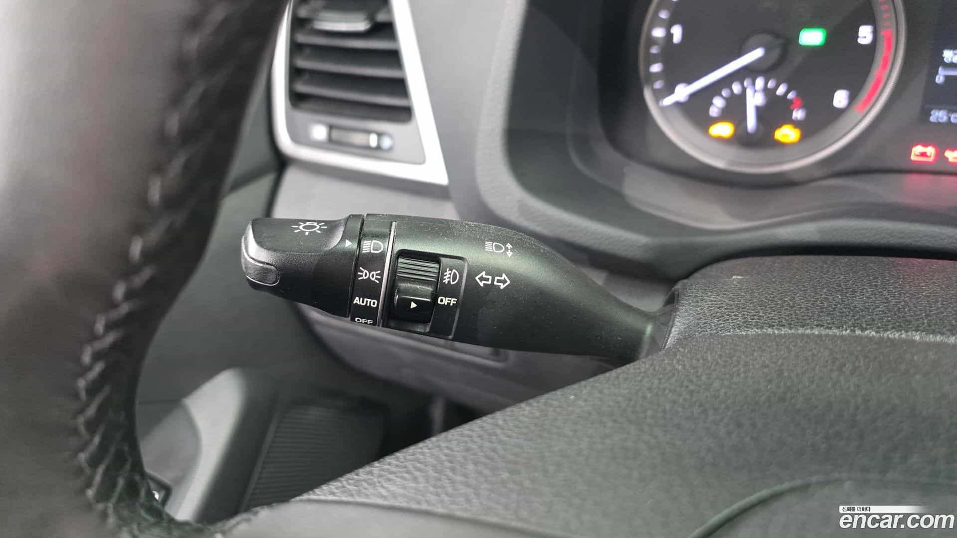 Tucson Hyundai 2016.8-OPTION-022