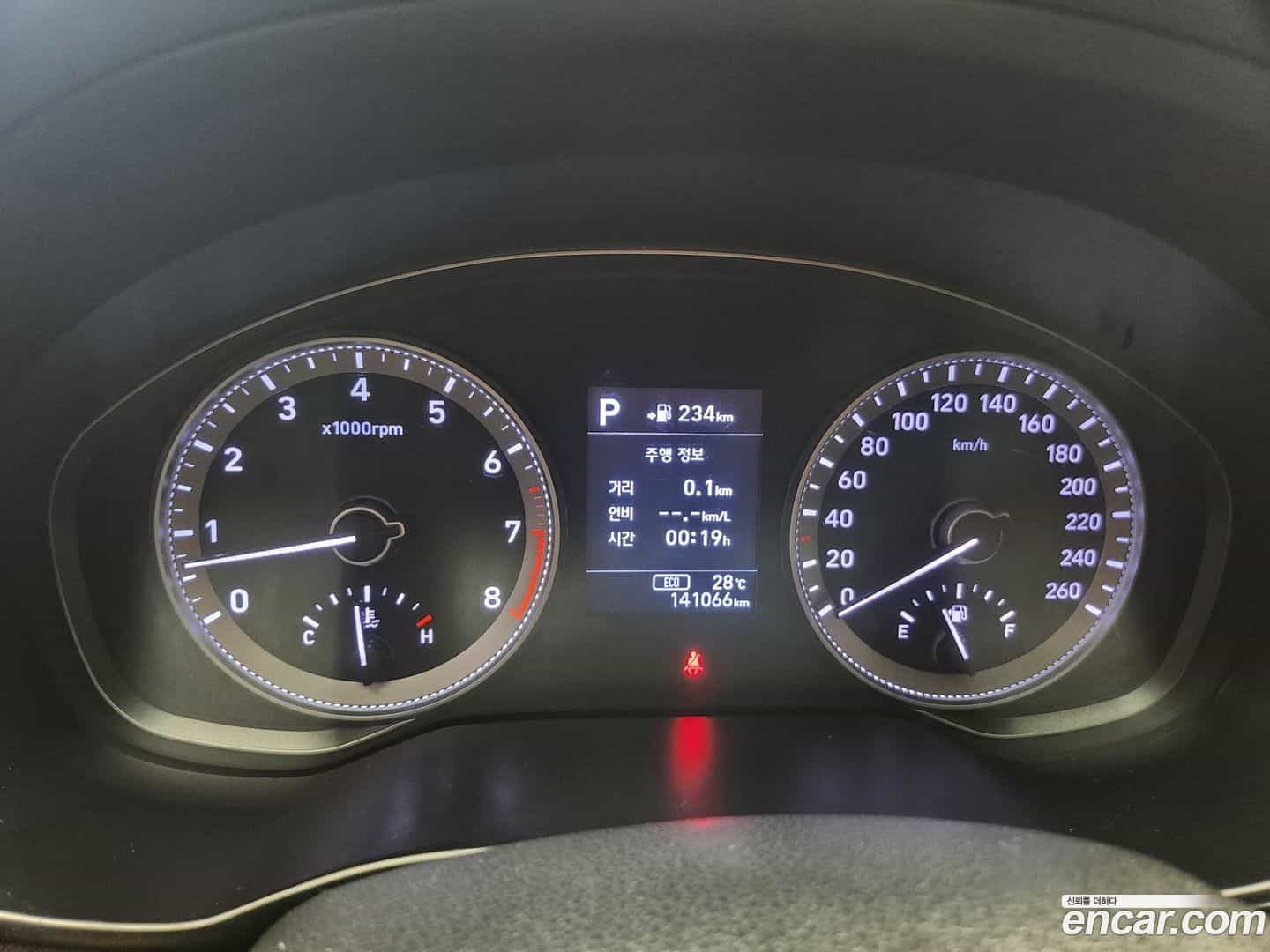 Grandeur Hyundai 2019.9-INNER-008