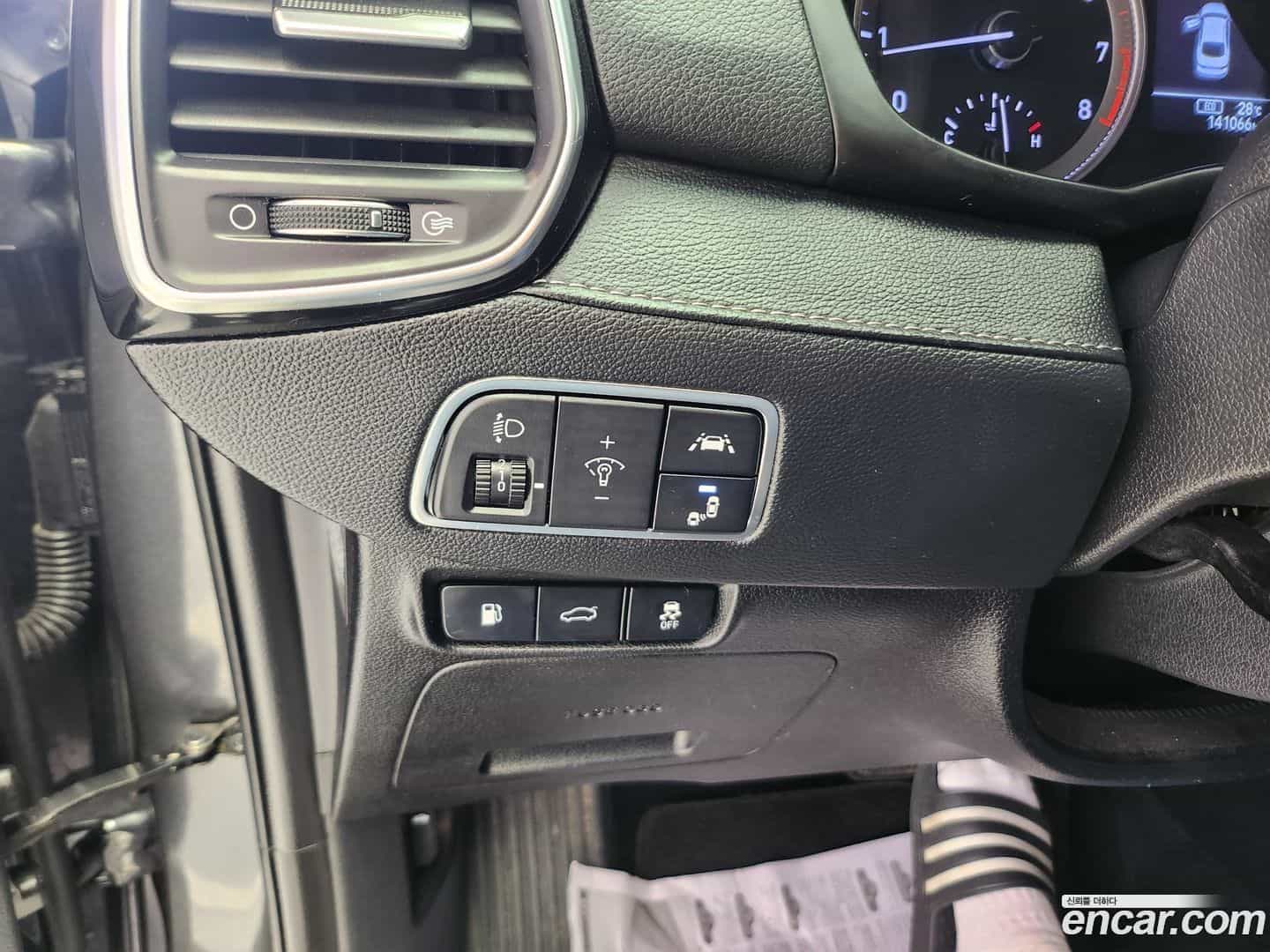 Grandeur Hyundai 2019.9-OPTION-021