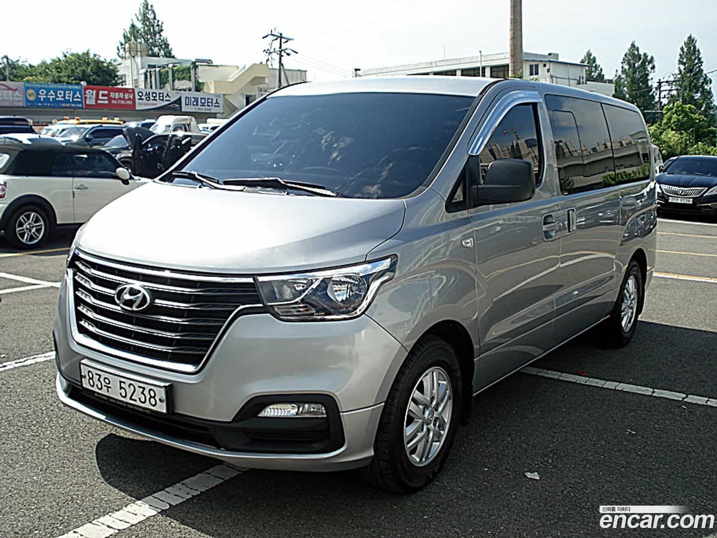 Starex Hyundai 2018.3-OUTER-001